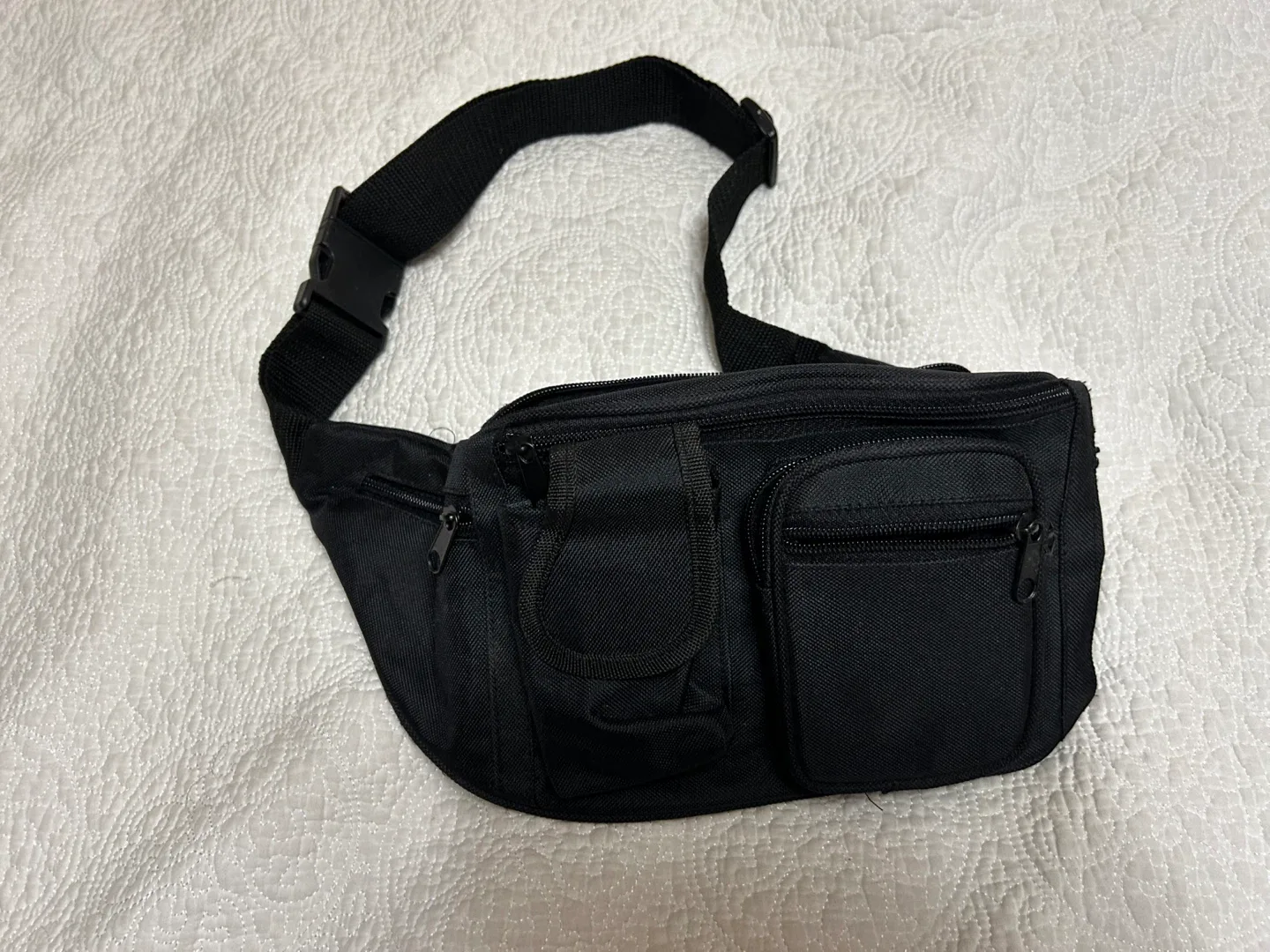 Black Fanny Pack #freecycle thumbnail