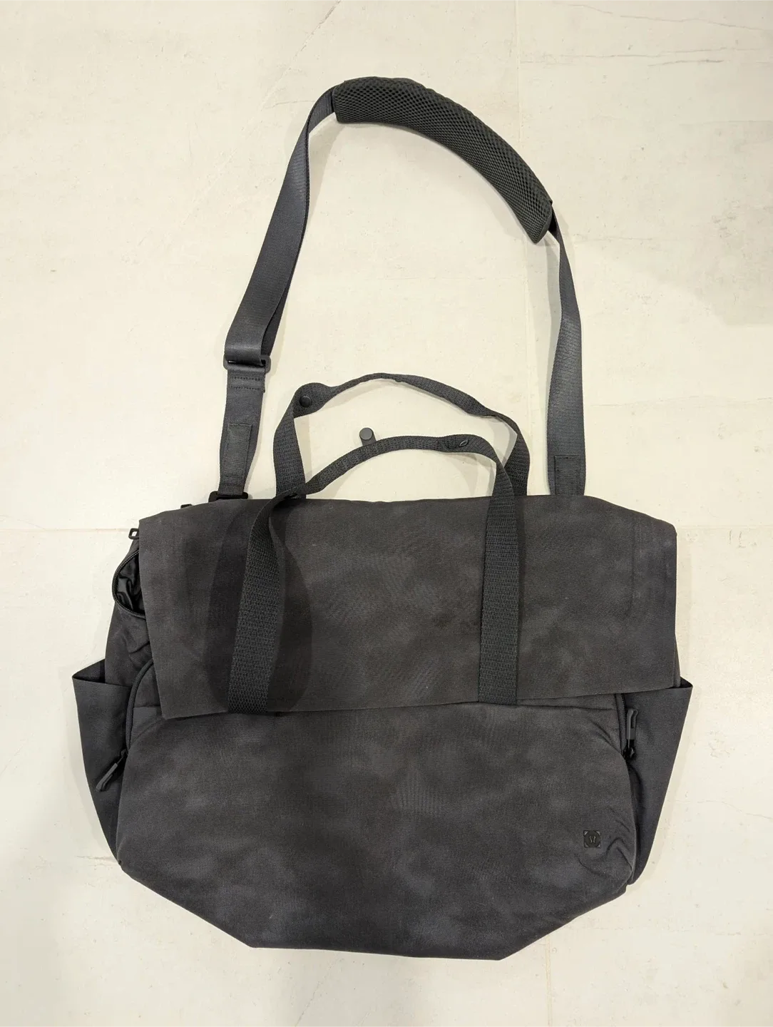 Lululemon Black OS Messenger Bag image indicator(2)