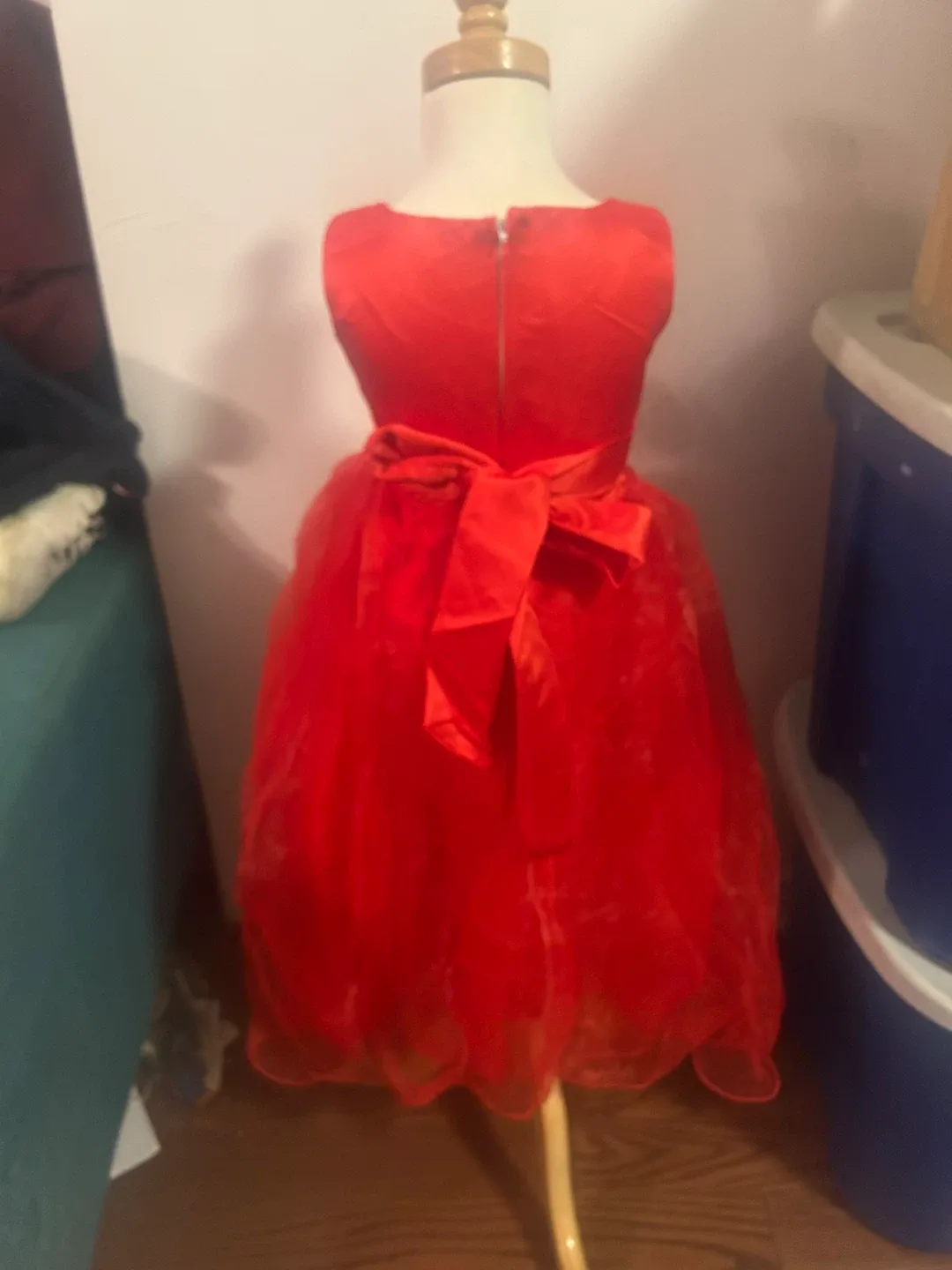 Red Dress Child Size 3 image indicator(3)