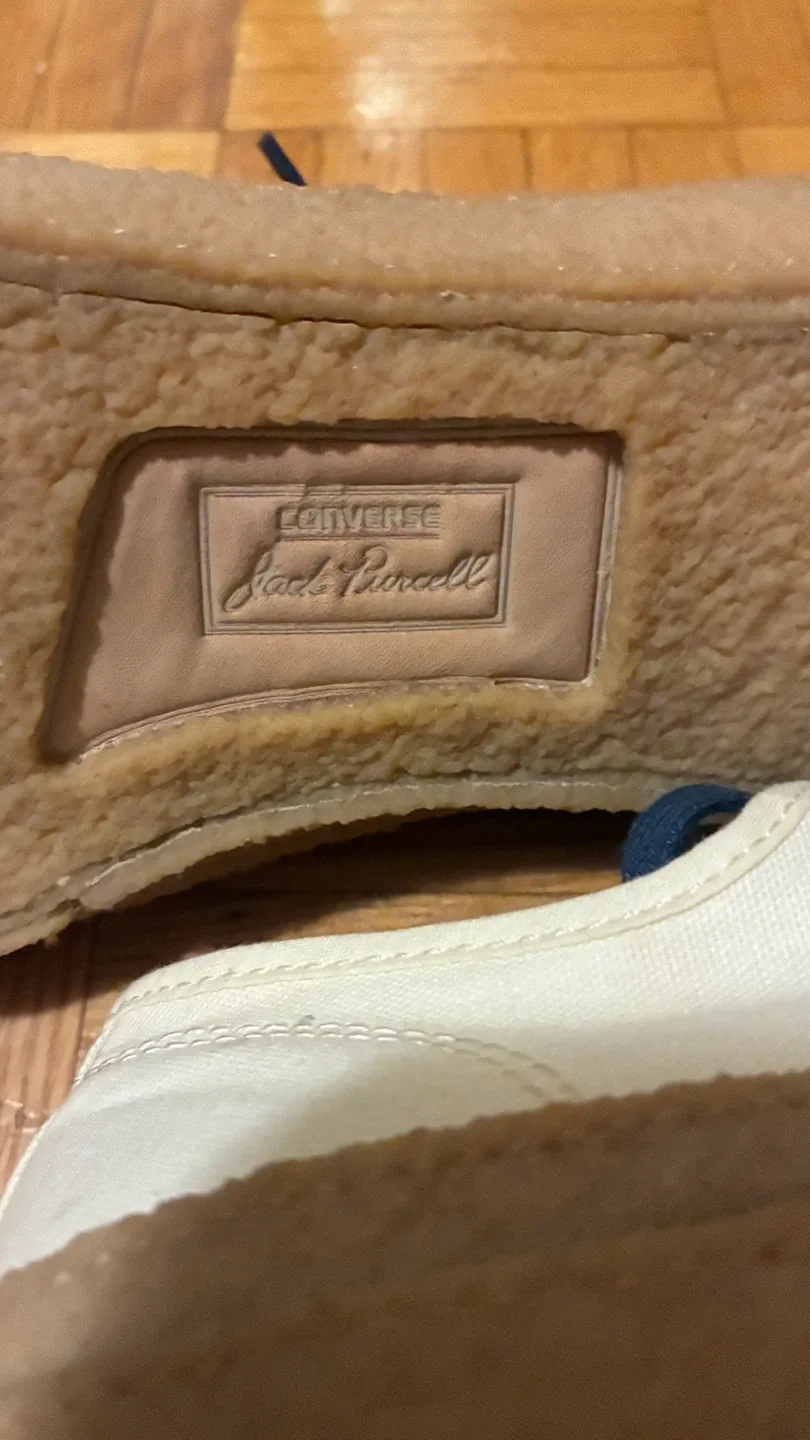 Converse Jack Purcell Shoes - Size 9 women ,  Size 8 Men image indicator(3)