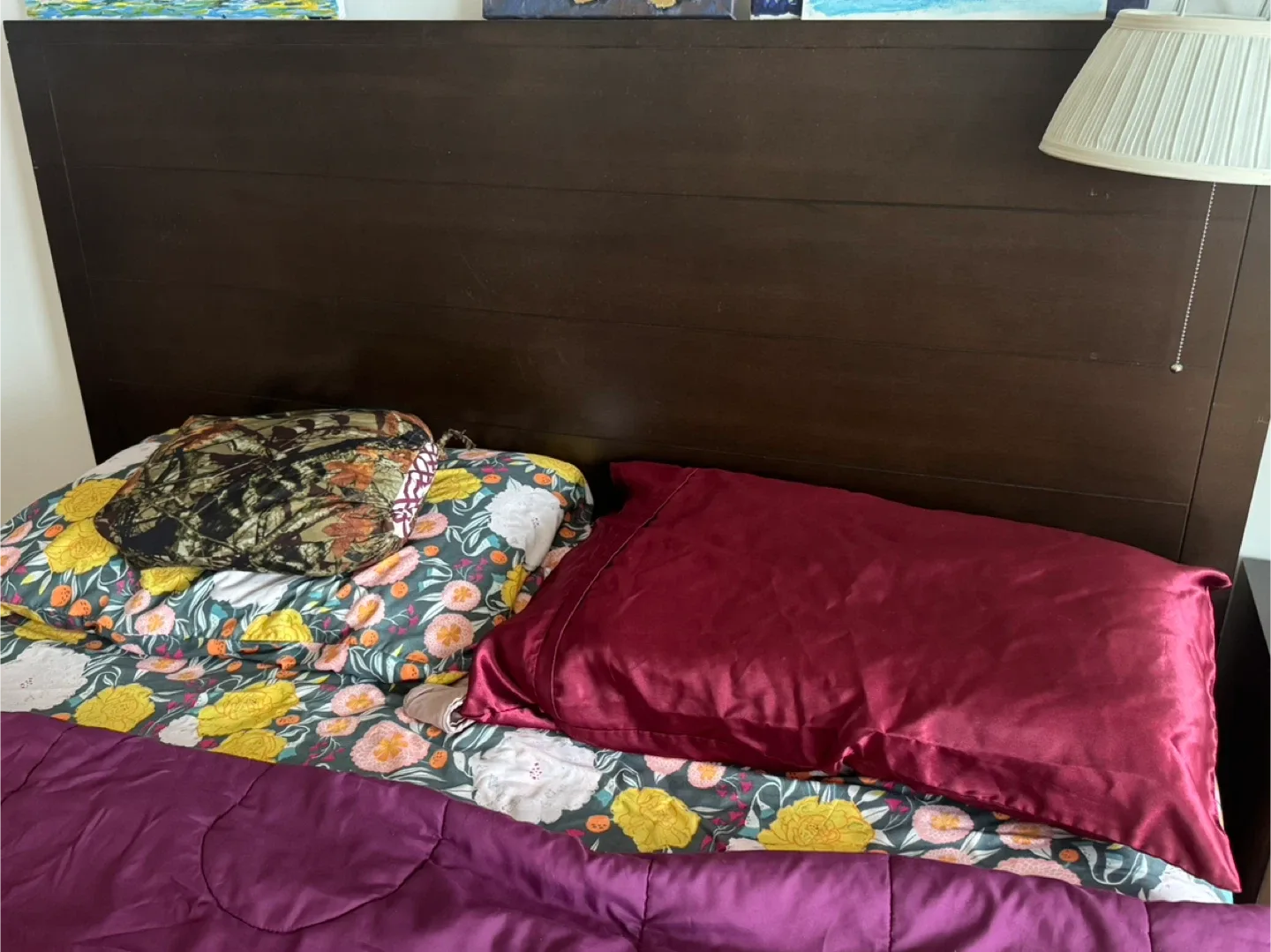 Macy’s premium Queen Size Bed + Headboard + Mattress image indicator(3)