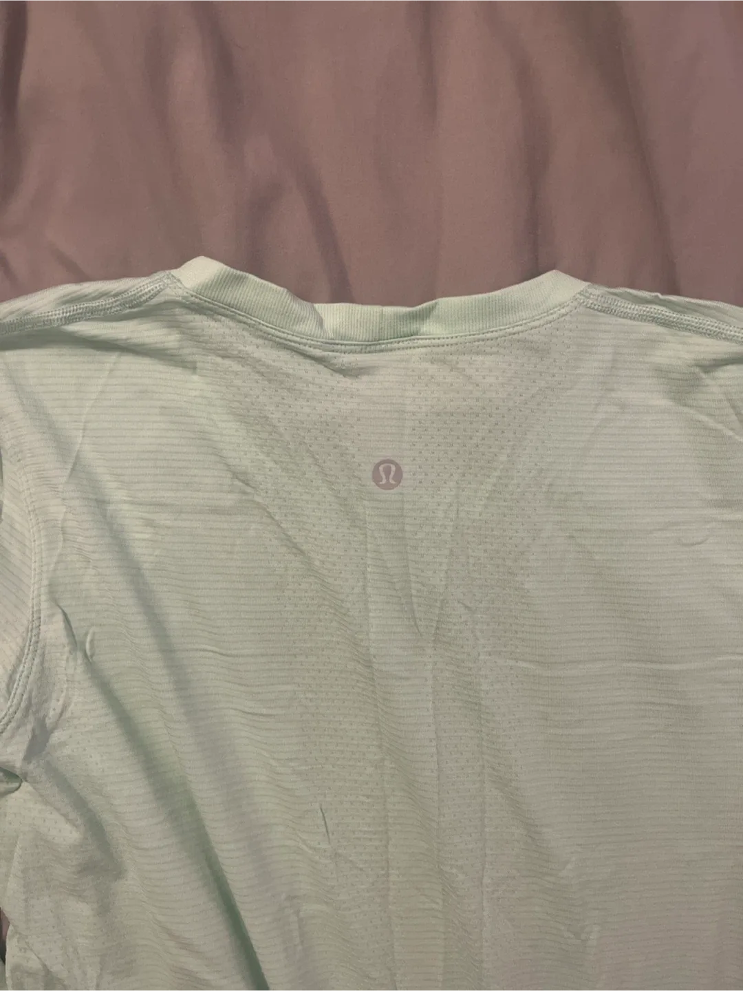 Lululemon long sleeve, US Women’s size 9 image indicator(2)
