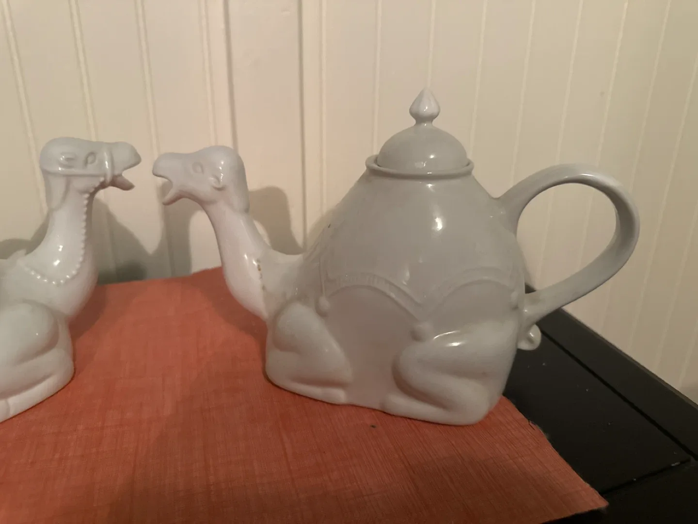 Camel Teapots - Set of 2 image indicator(2)