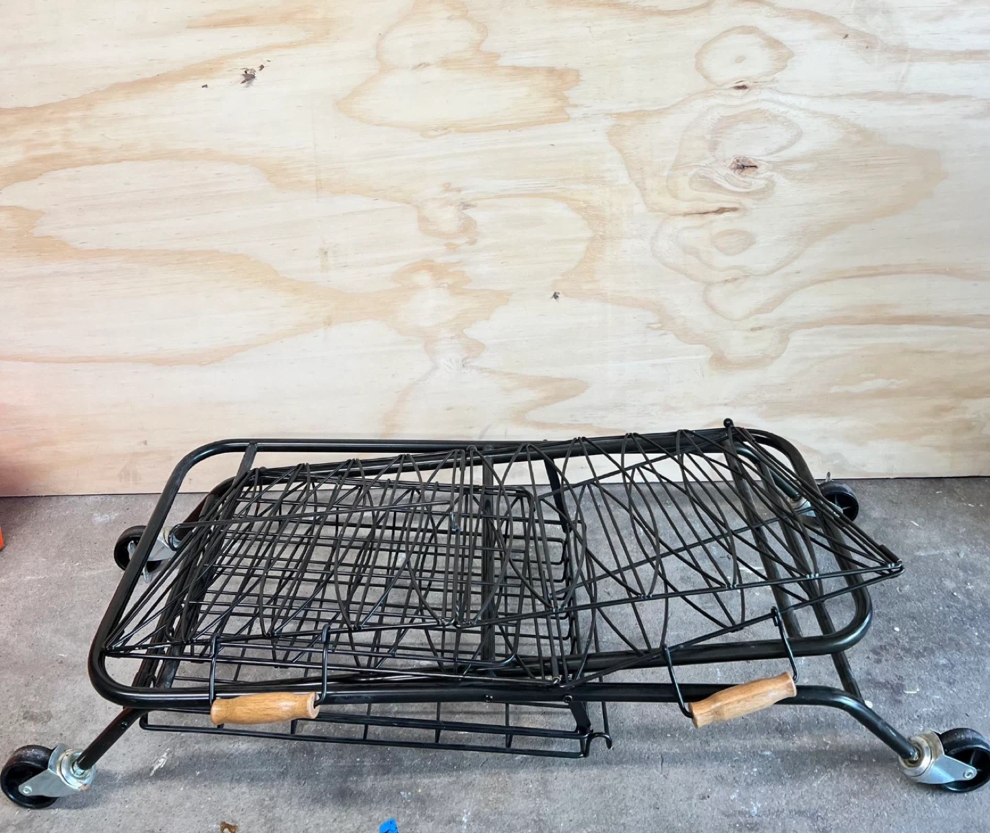 Collapsible Metal Laundry Cart - photo 2