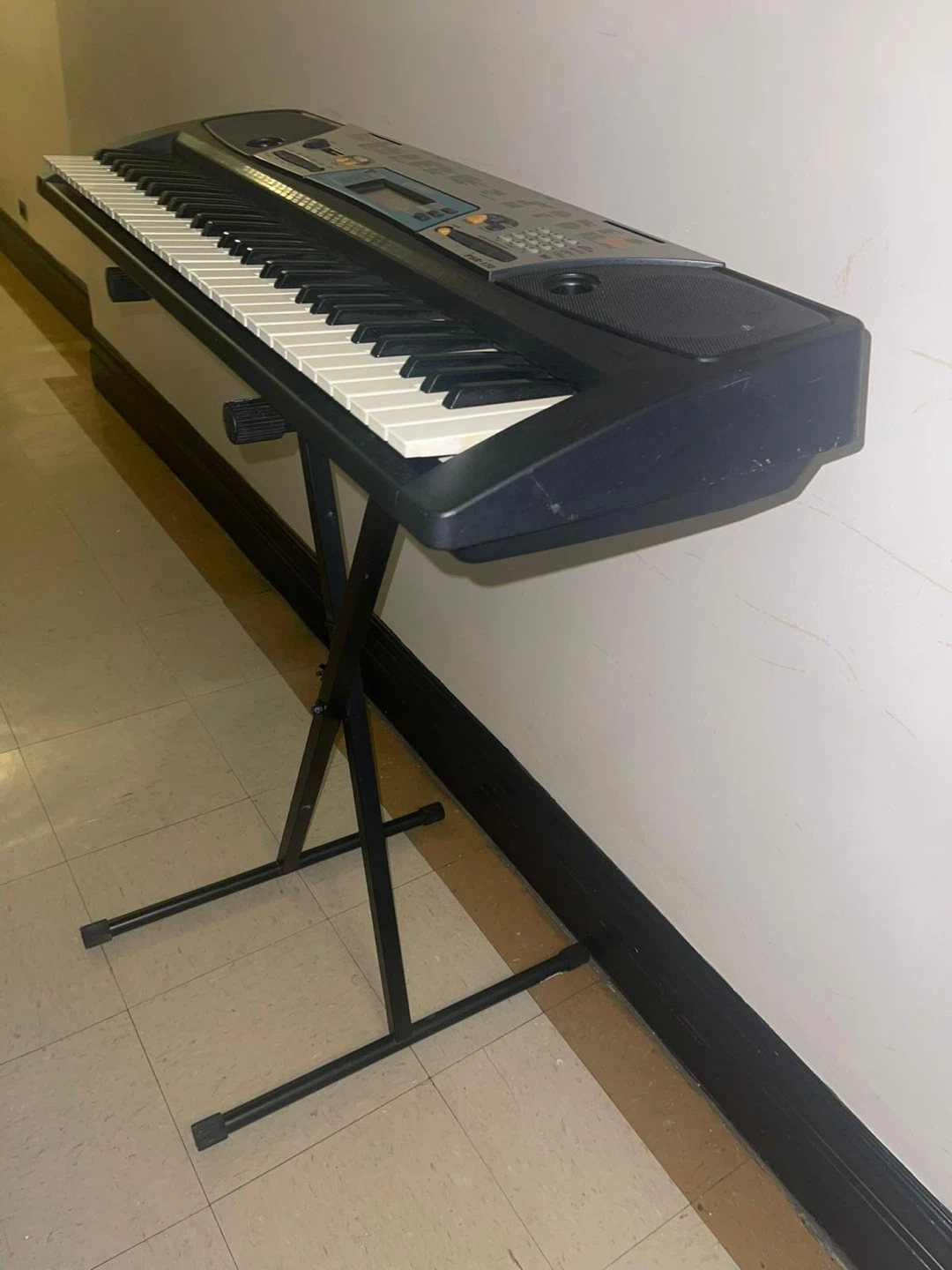Yamaha PSR-170 Keyboard with Stand - photo 2