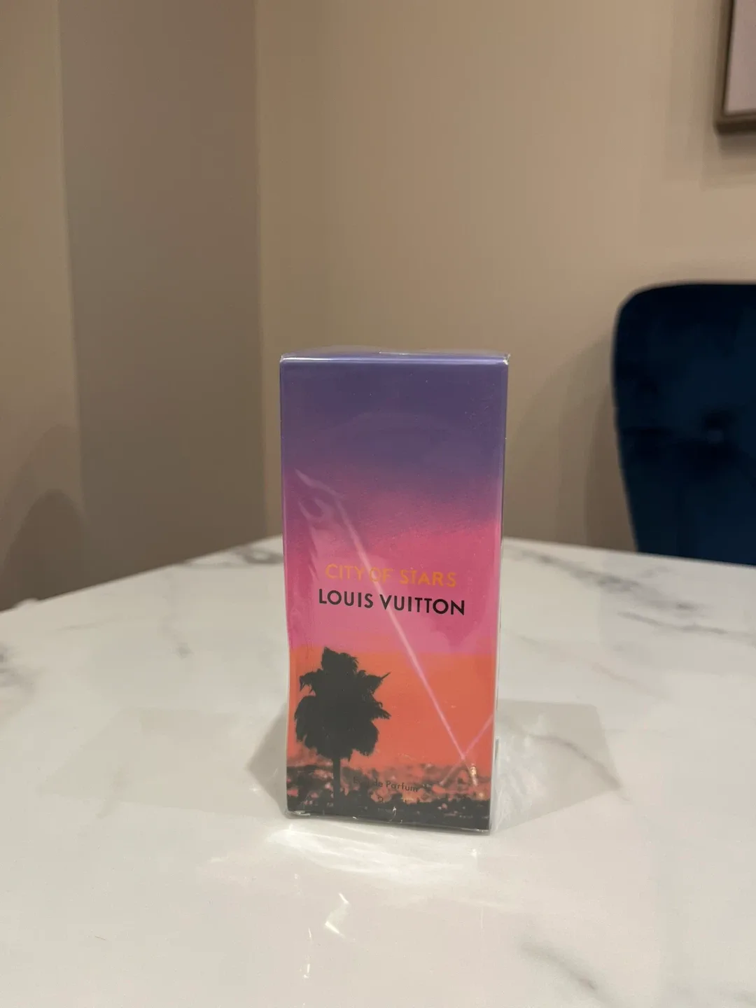 Mens cologne image indicator(8)