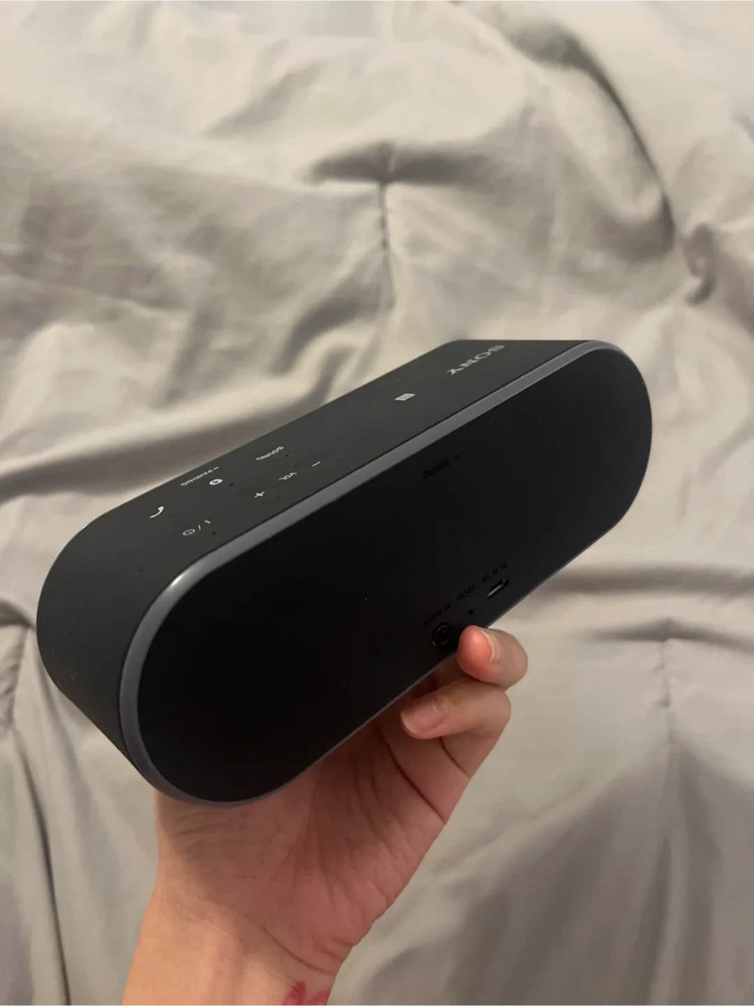 Sony SRS-X2 Portable Wireless Speaker image indicator(2)