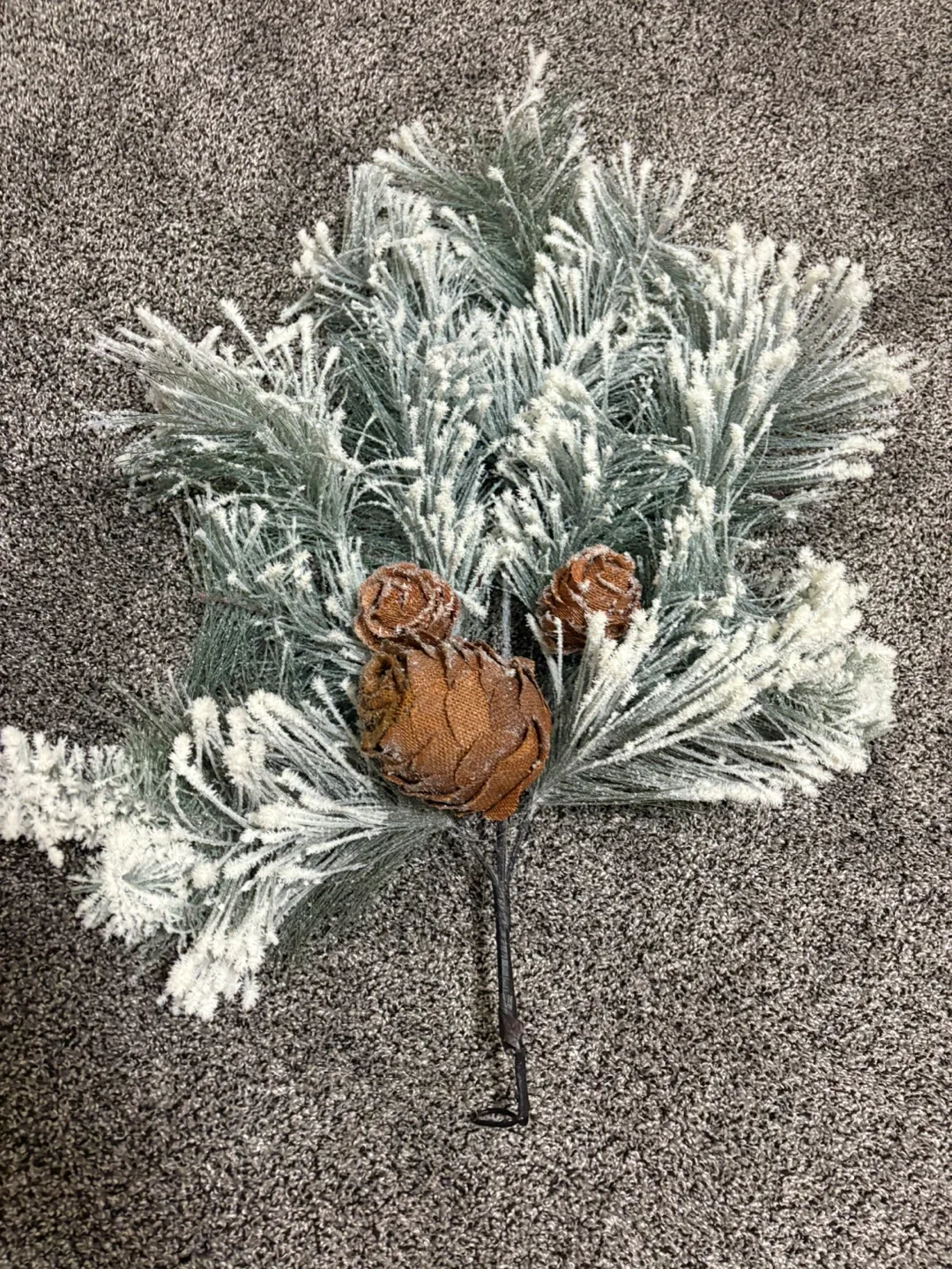 Christmas Pine Floral Decoration image indicator(2)