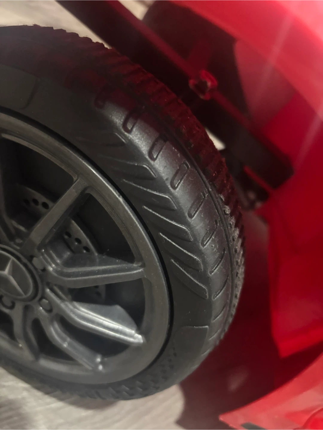 Mercedes-AMG GT Kids Ride On Car - Red - photo 2