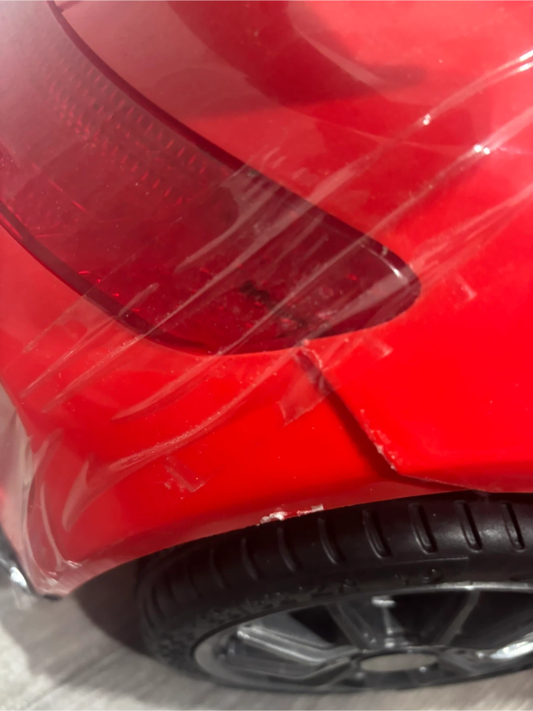 Mercedes-AMG GT Kids Ride On Car - Red - photo 3