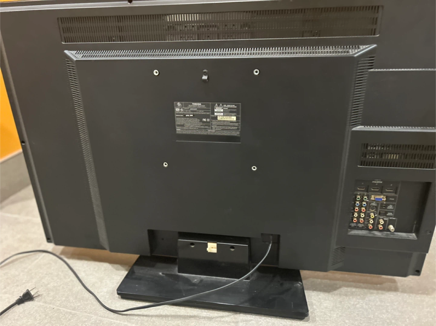 Toshiba 40E200U 40" LCD TV - photo 5