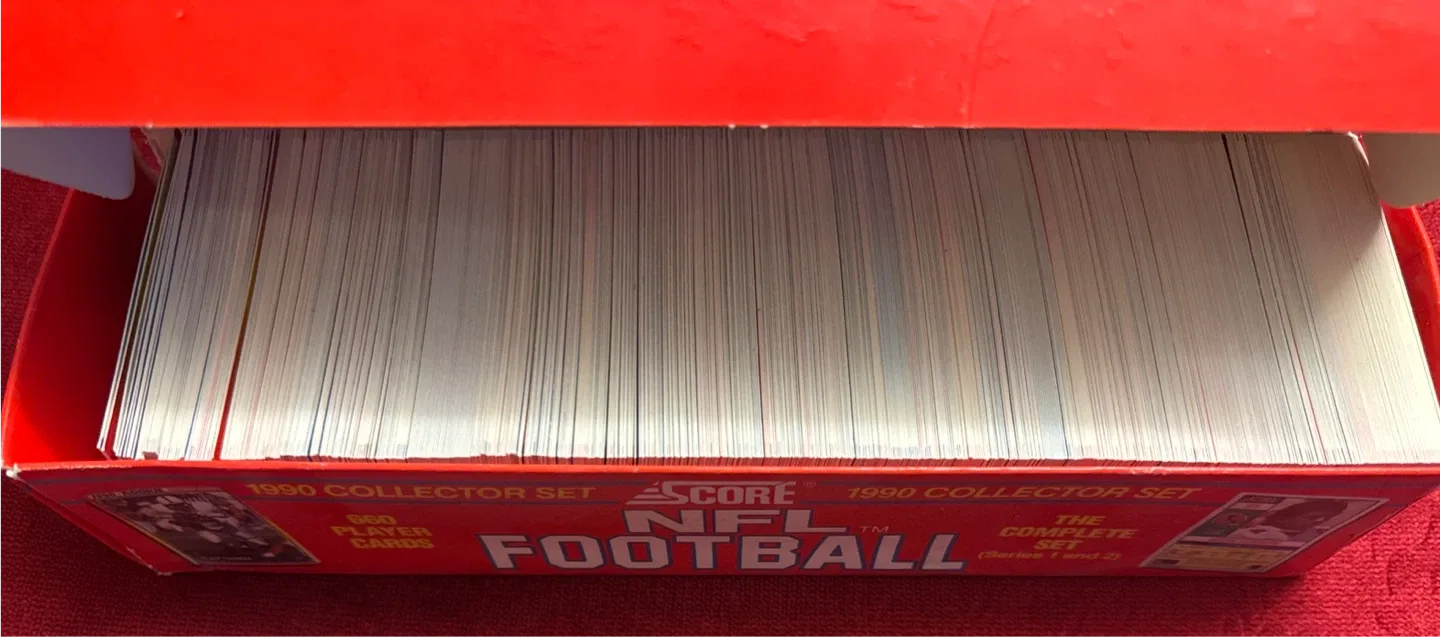 1990 Score NFL Football Collector cards image indicator(2)