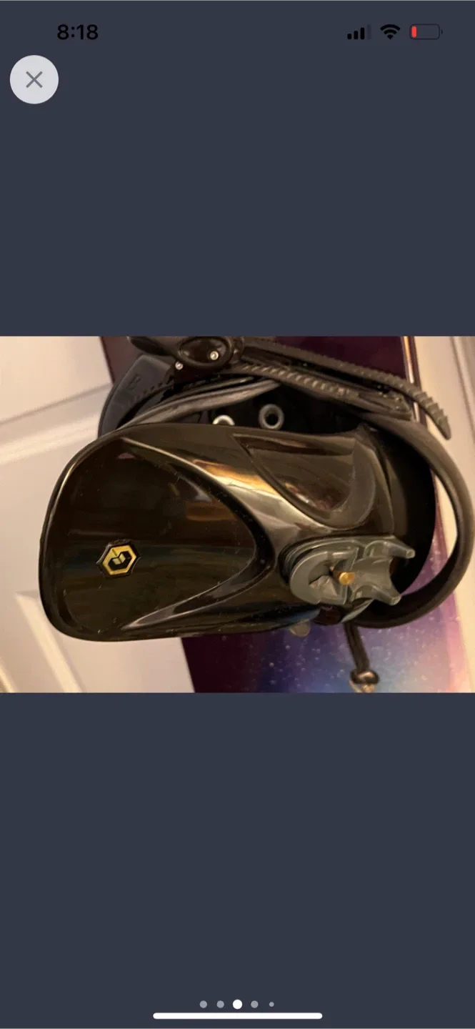 Snowboard, binds, and boots image indicator(3)