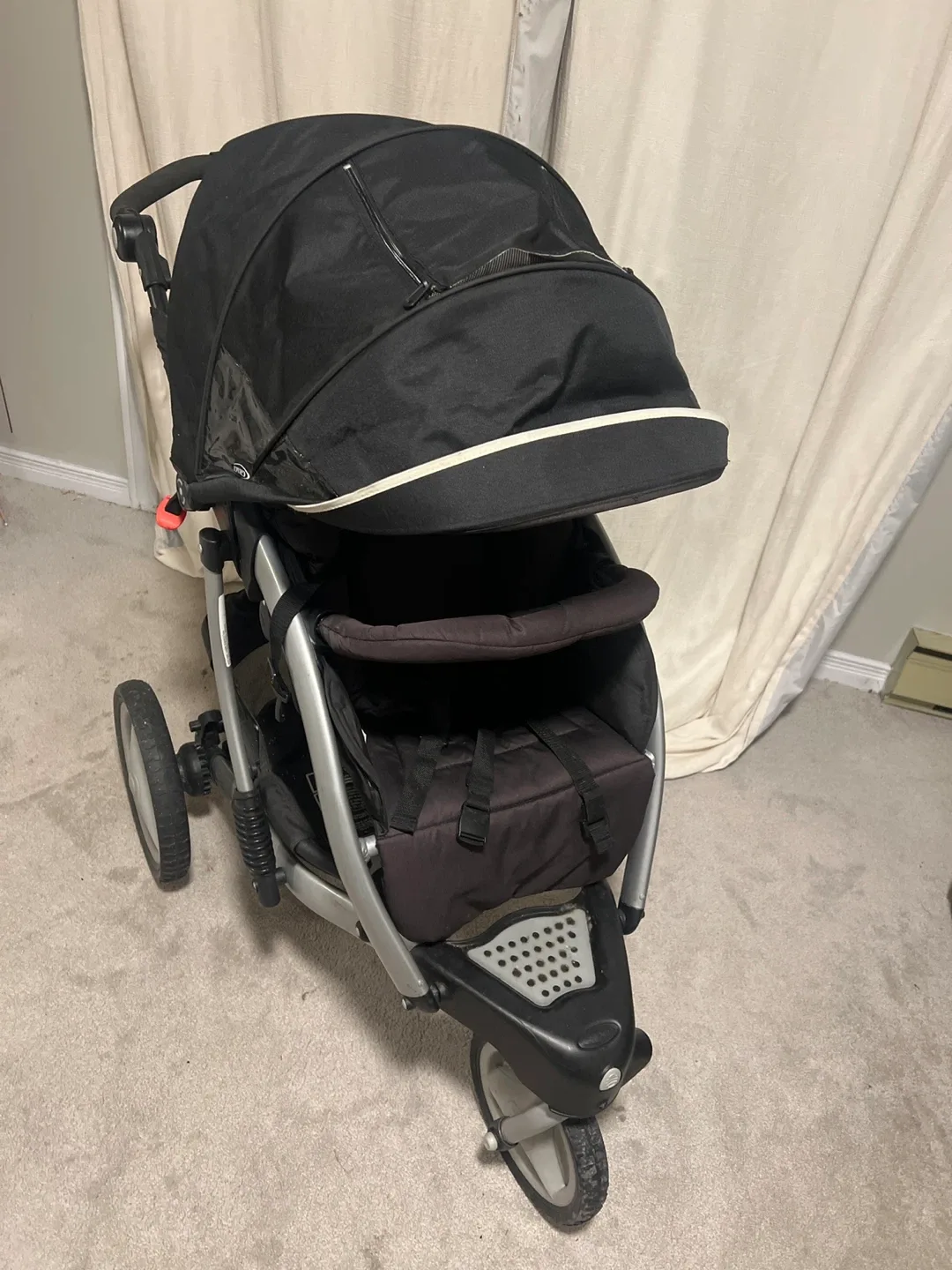 Graco Stroller - Black image indicator(3)