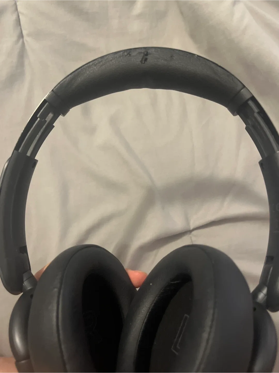 Anker Soundcore Q35 Noise Cancelling Headphones image indicator(2)