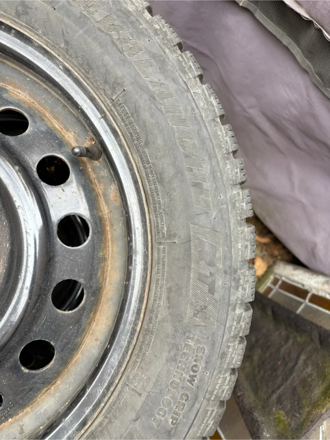 Set of Hercules Avalanche Winter Tires 215/55R16 -$400 image indicator(4)