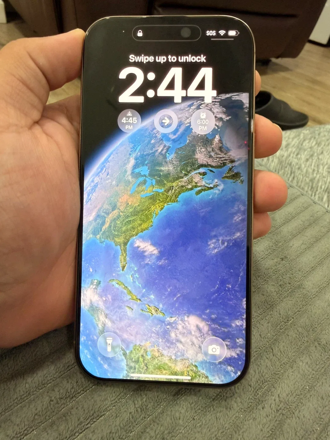 iPhone 14 Pro Max - Excellent Condition image indicator(2)