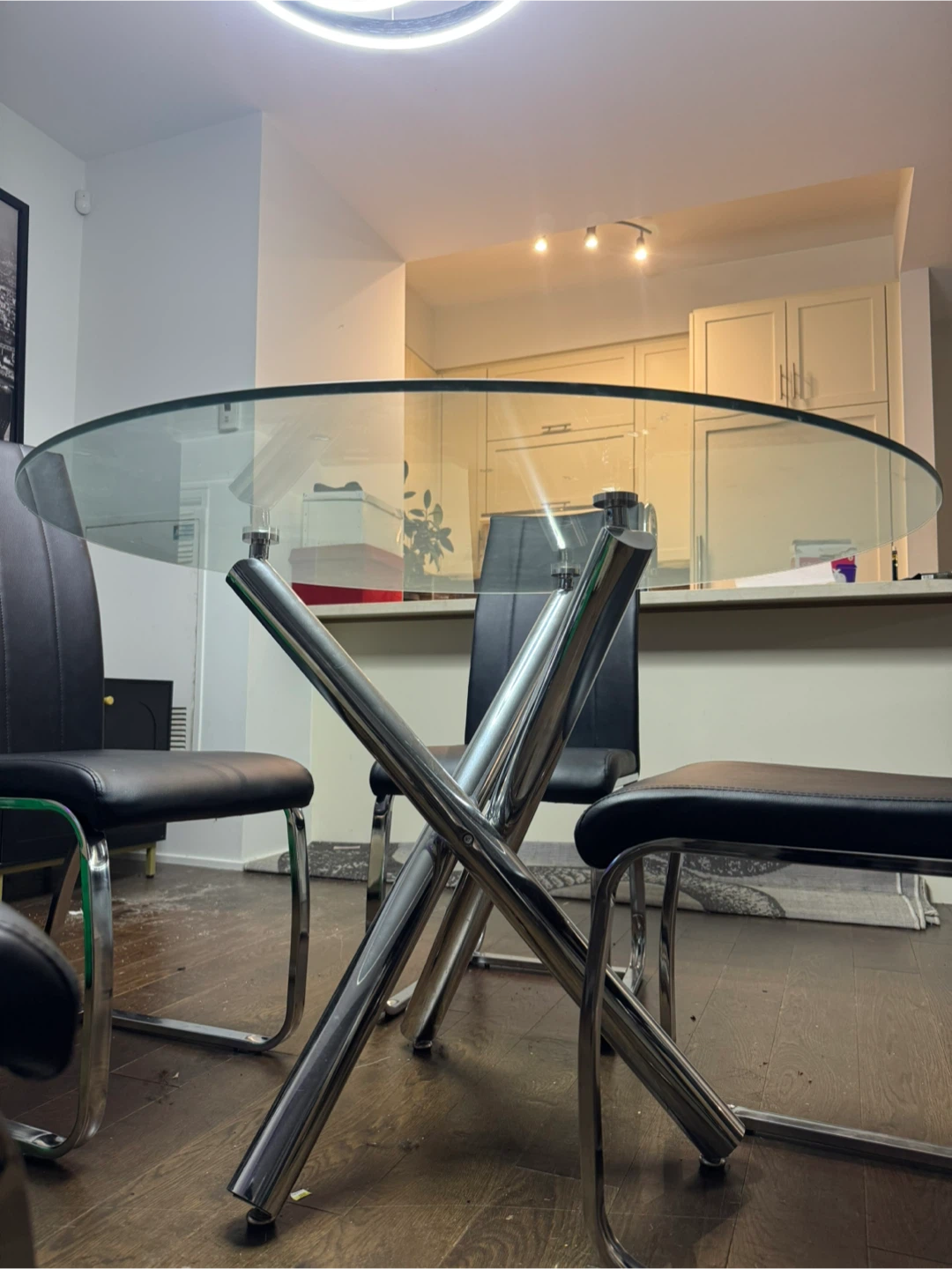 Glass table & Black Dining Chairs - Set of 4
