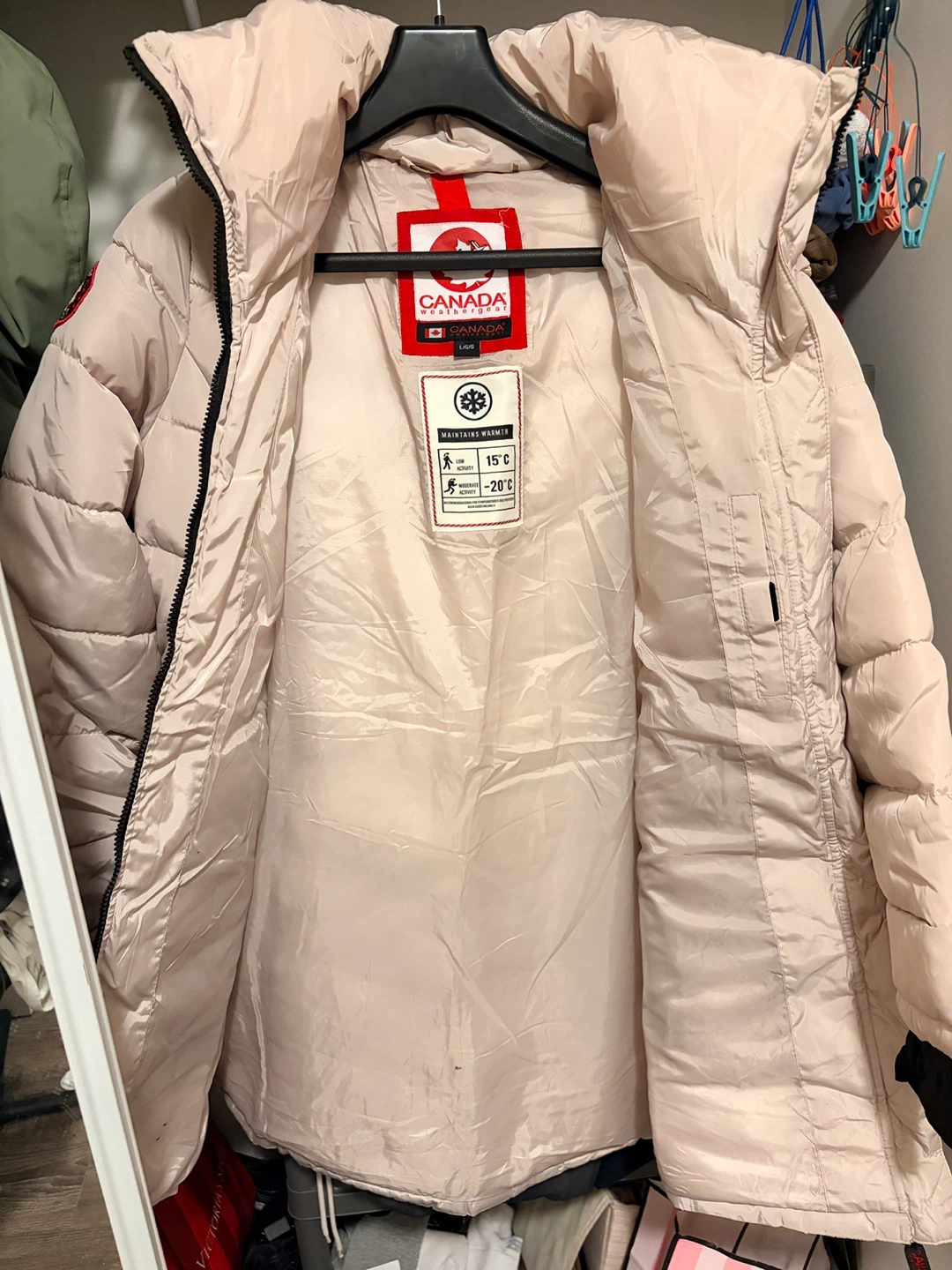 Canada Weathergear Puffer Jacket - Size L - photo 2