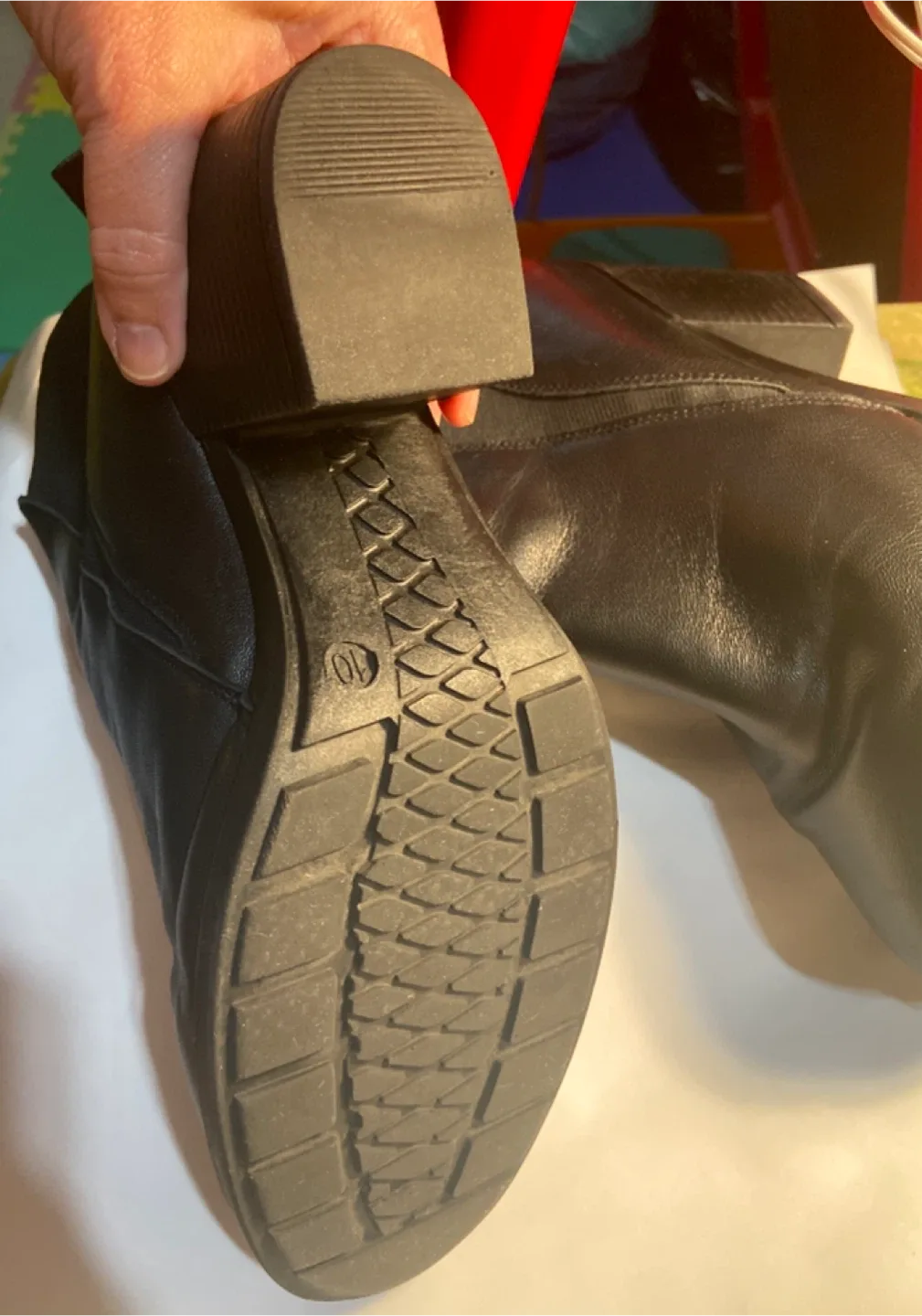 SoftMoc Damara Black Leather Ankle Boots - Size 10 image indicator(7)