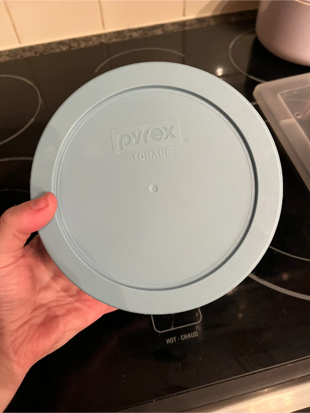 Pyrex Star Wars Storage Container - photo 2