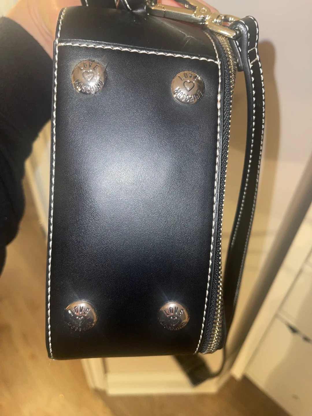 Love Moschino Black Faux Leather Embroidered Shoulder Bag image indicator(8)