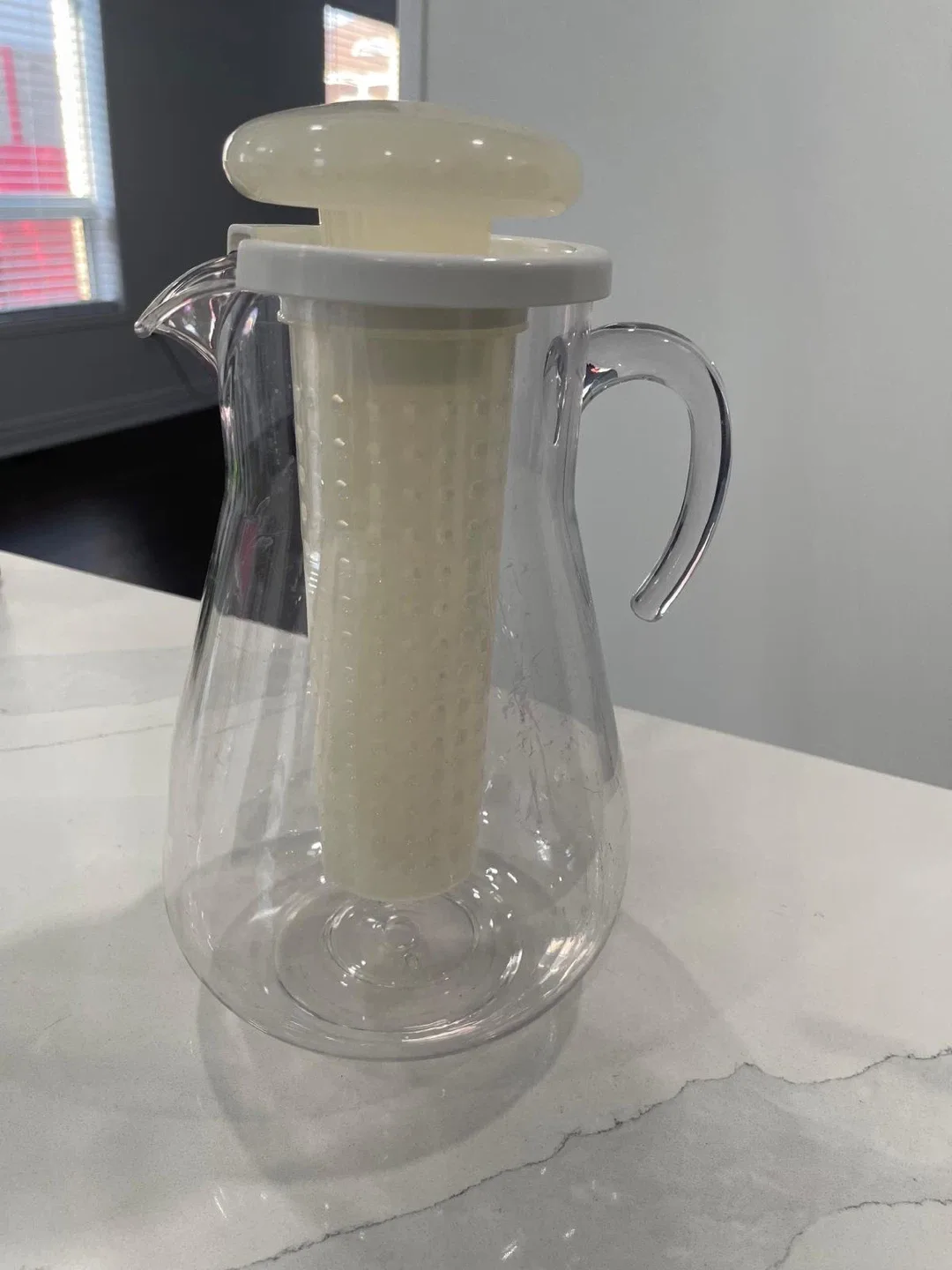 Clear Beverage Pitcher with Infuser thumbnail