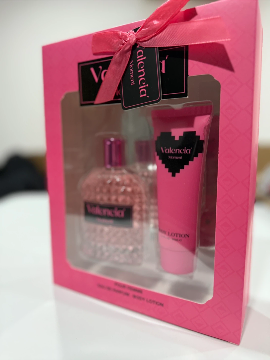 Valencia Moment Perfume & Body Lotion Gift Set - photo 3