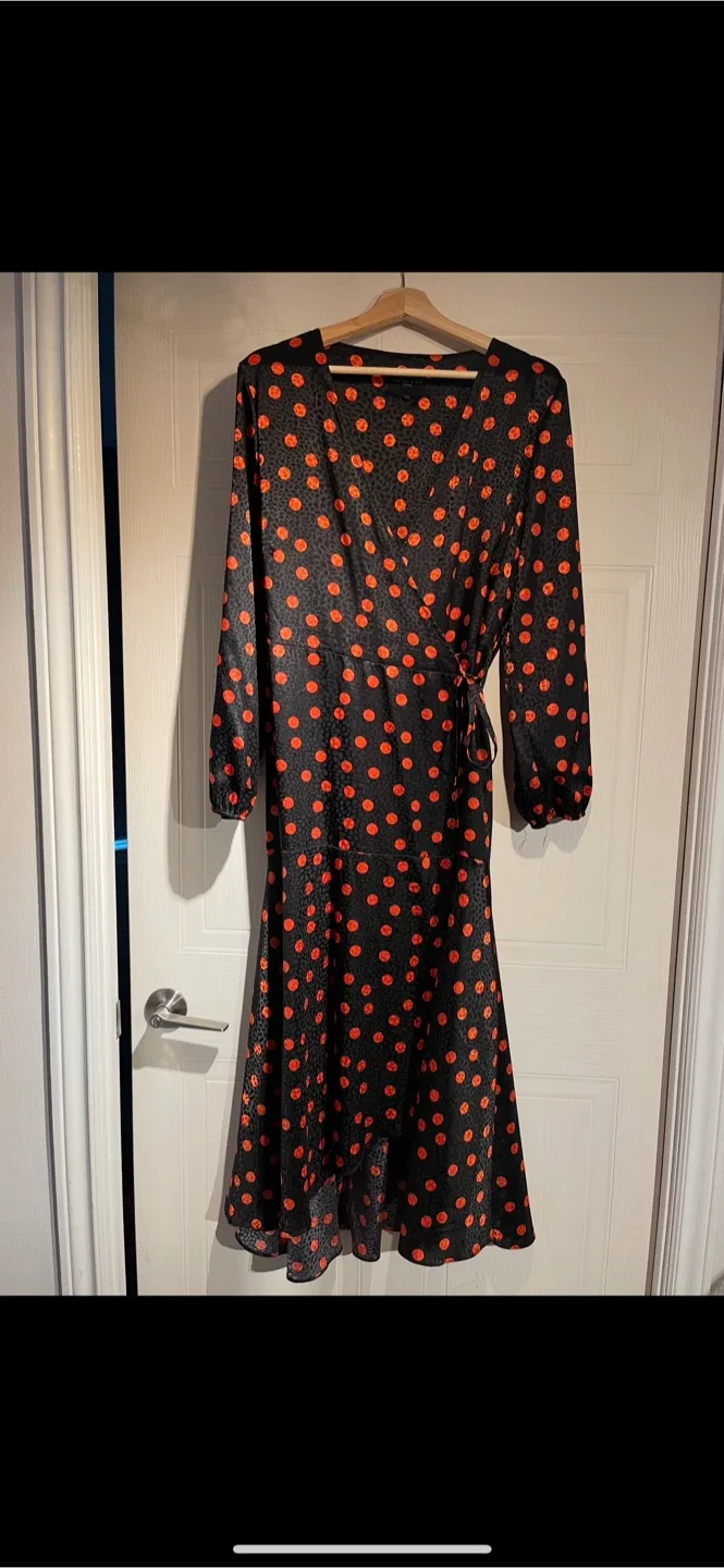 Live Unlimited London Black and Orange Wrap Dress size 14 image indicator(2)