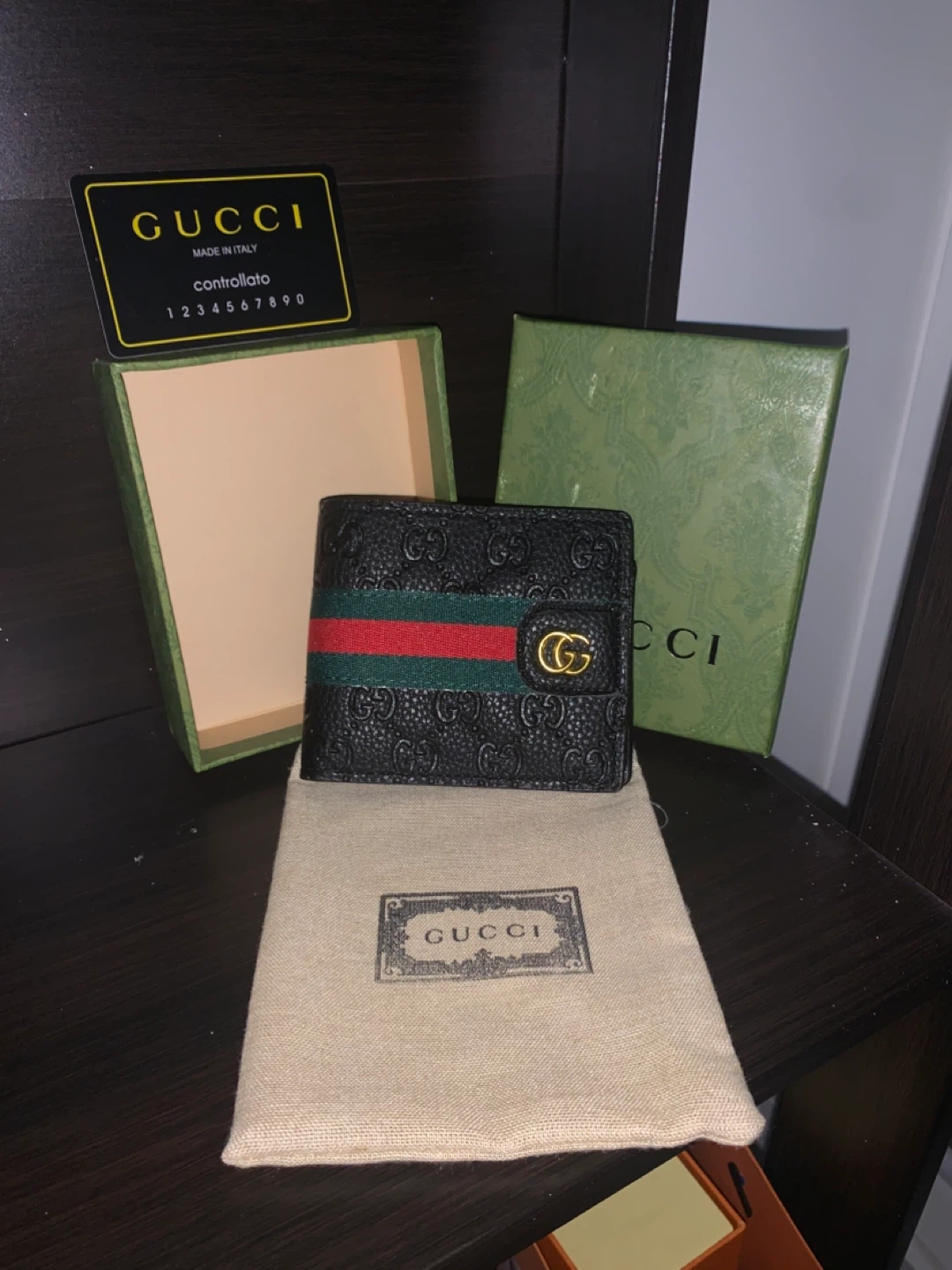 GUCCI AND LV WALLETS - photo 3