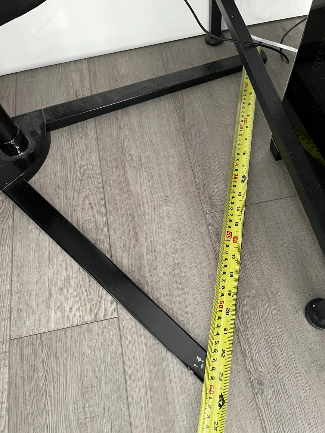 Adjustable ipad floor Stand image indicator(2)