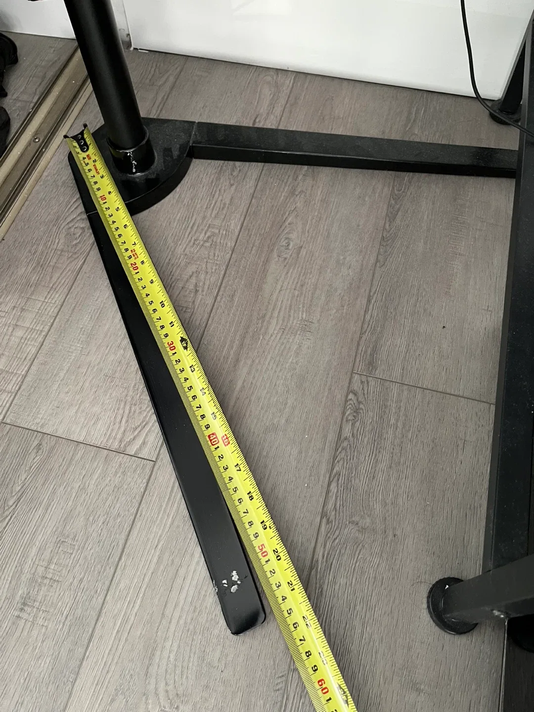 Adjustable ipad floor Stand image indicator(3)