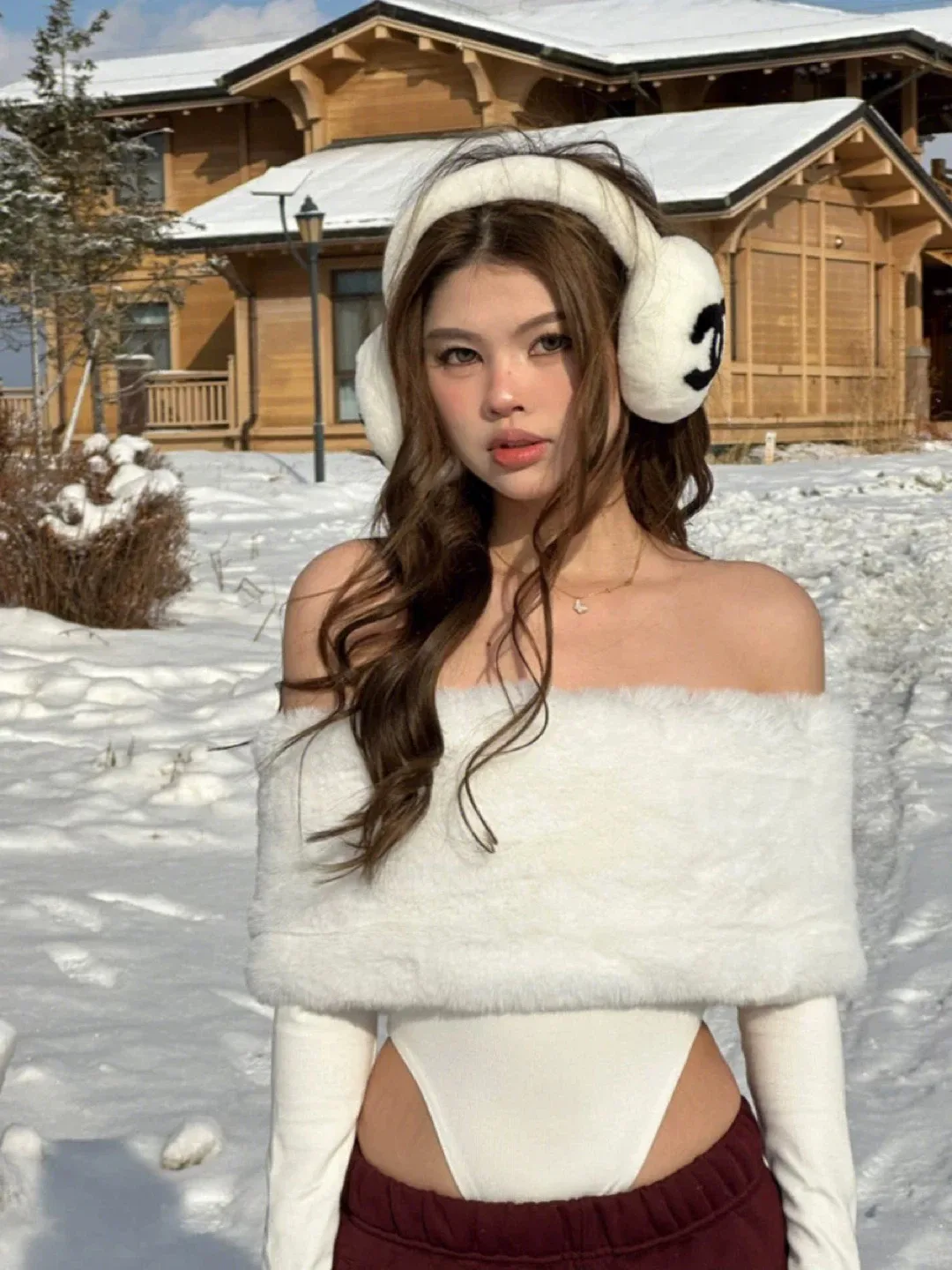 White bodysuit image indicator(4)