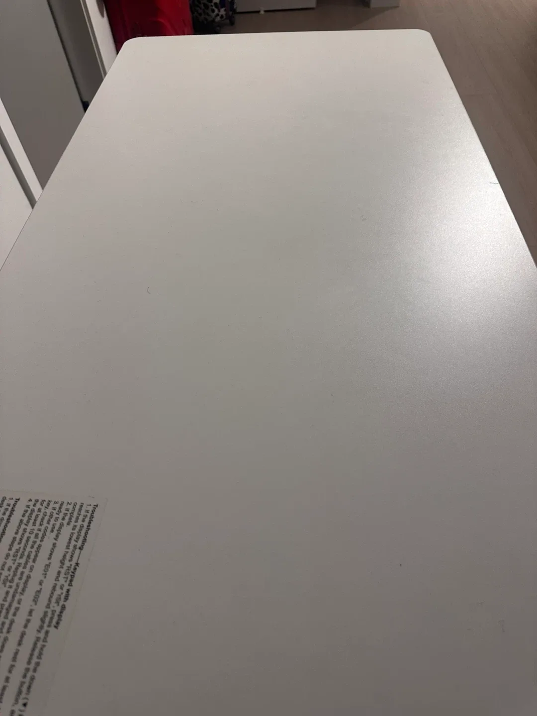 Adjustable desk - First come first serve image indicator(4)