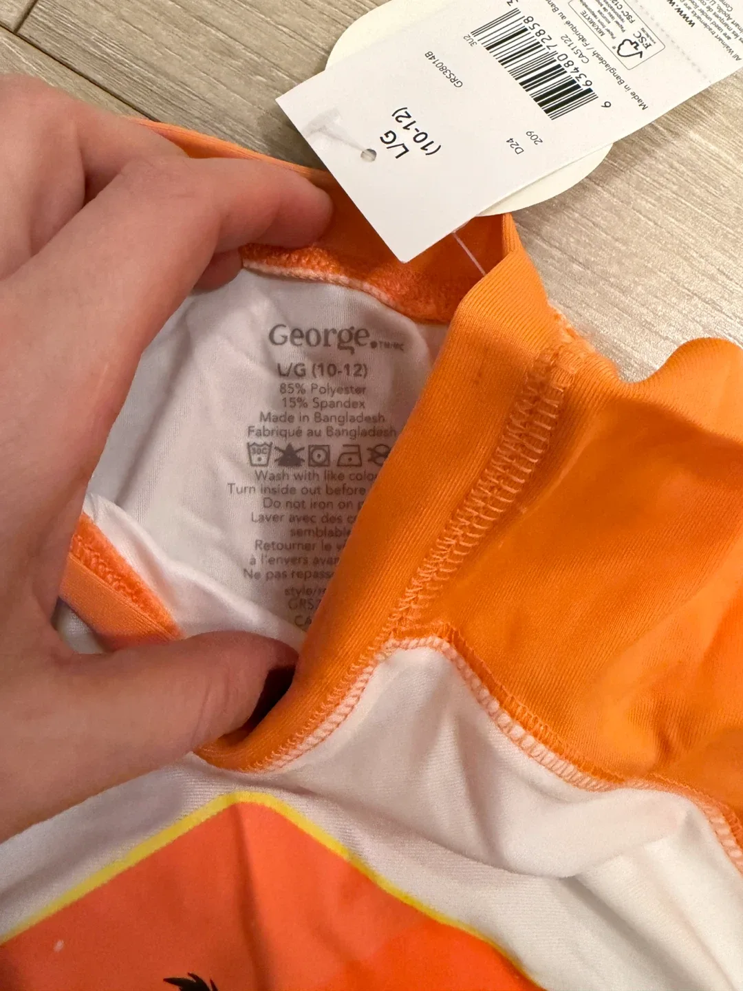 George Sunset Beach Rash Guard - Size L (10-12) image indicator(2)