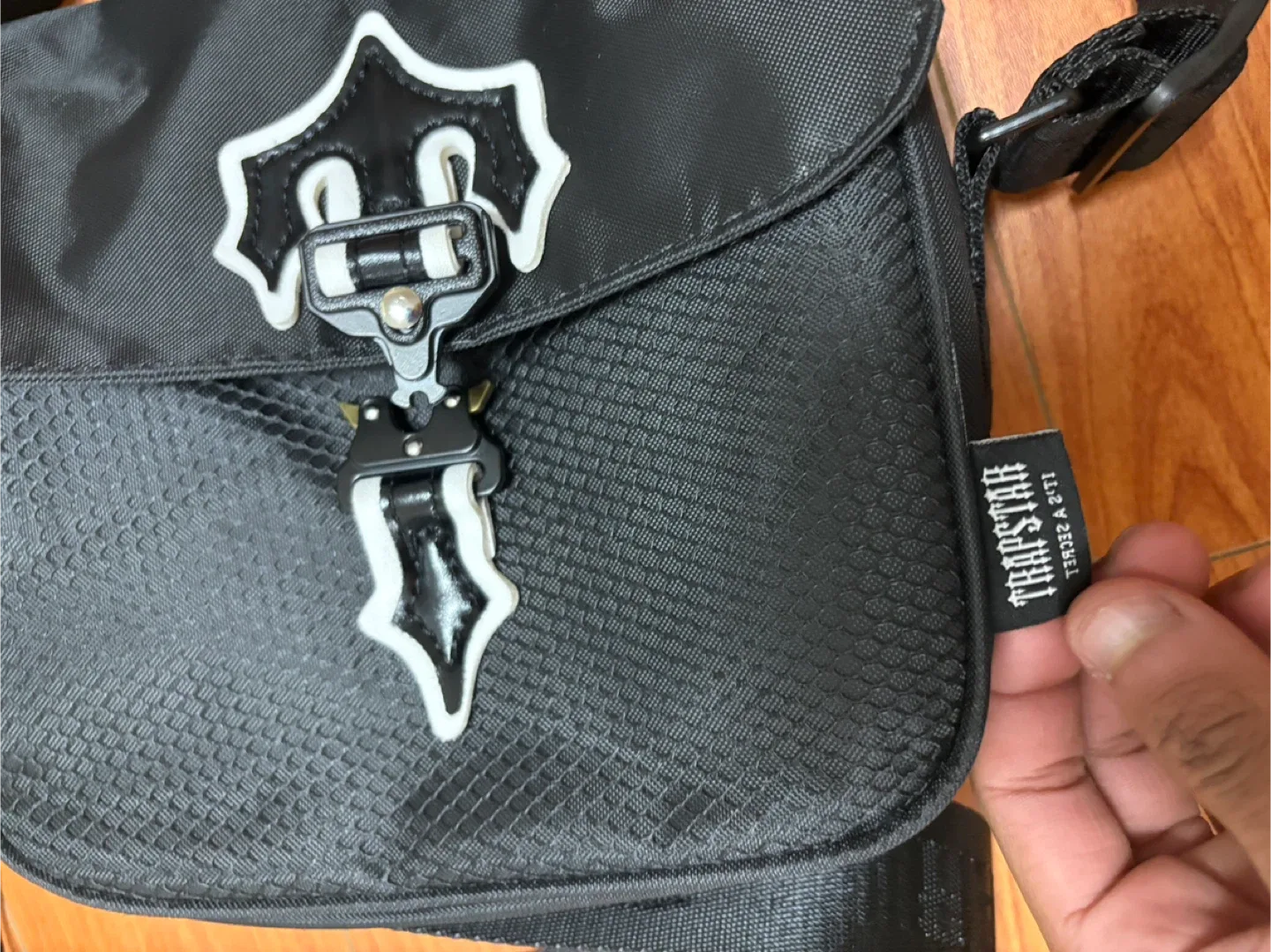 Trapstar London Black Shoulder Bag image indicator(2)