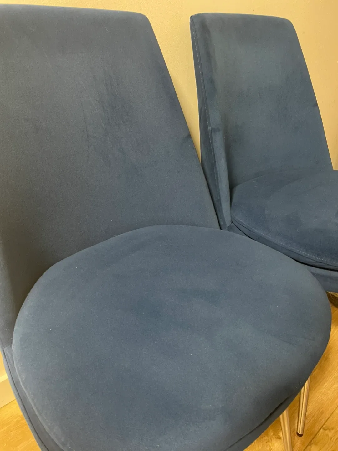 Set of 2 Blue Velvet Dining Chairs image indicator(2)