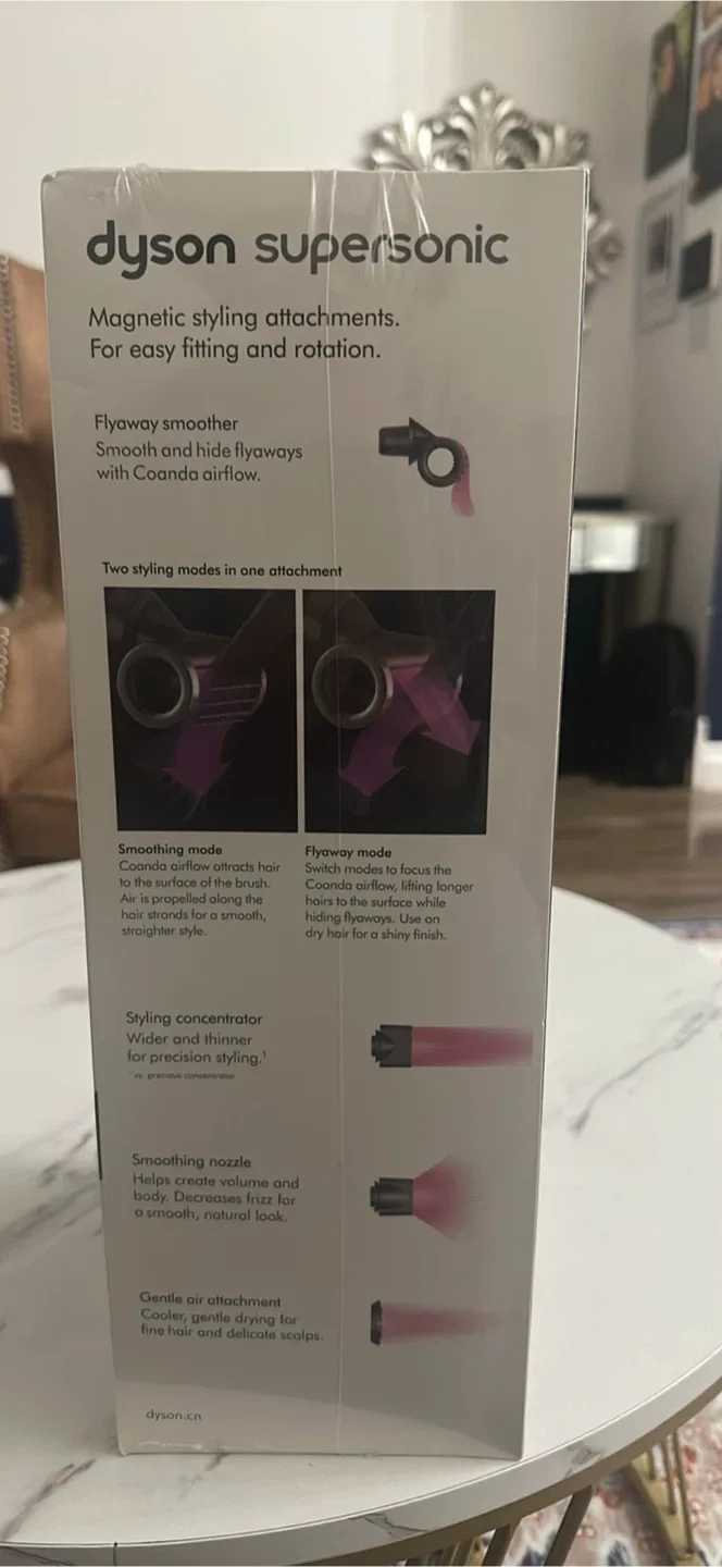 Dyson Supersonic Hair Dryer - New in Box image indicator(3)