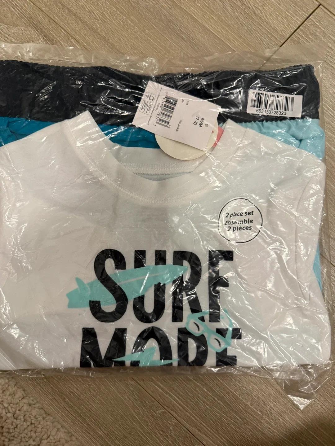 New 2-Piece Surf Mode Outfit - Size M (7-8)