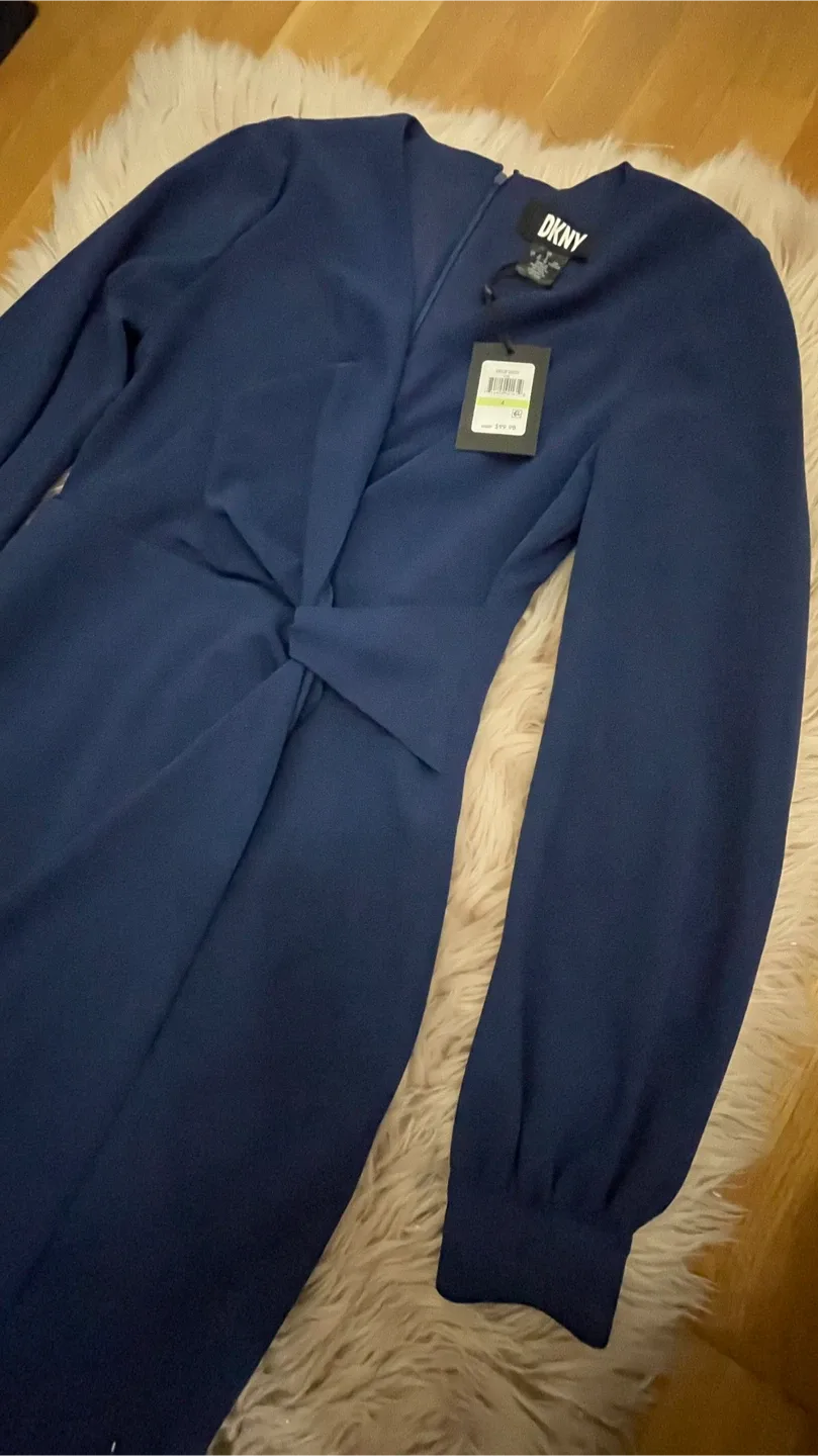 New DKNY Navy Blue Dress - Size 4 image indicator(3)