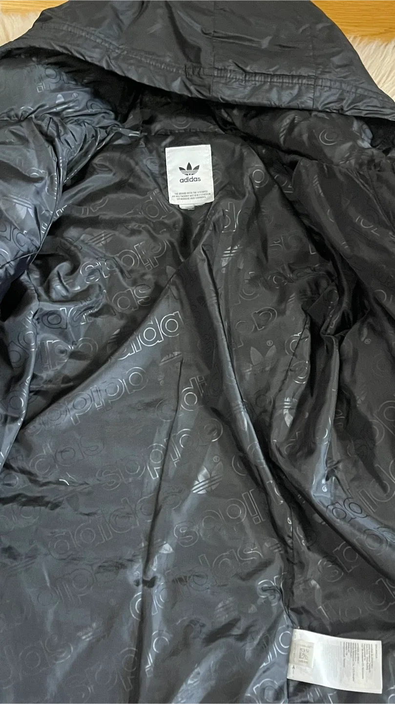 Adidas Black Padded Jacket with Stripes image indicator(7)