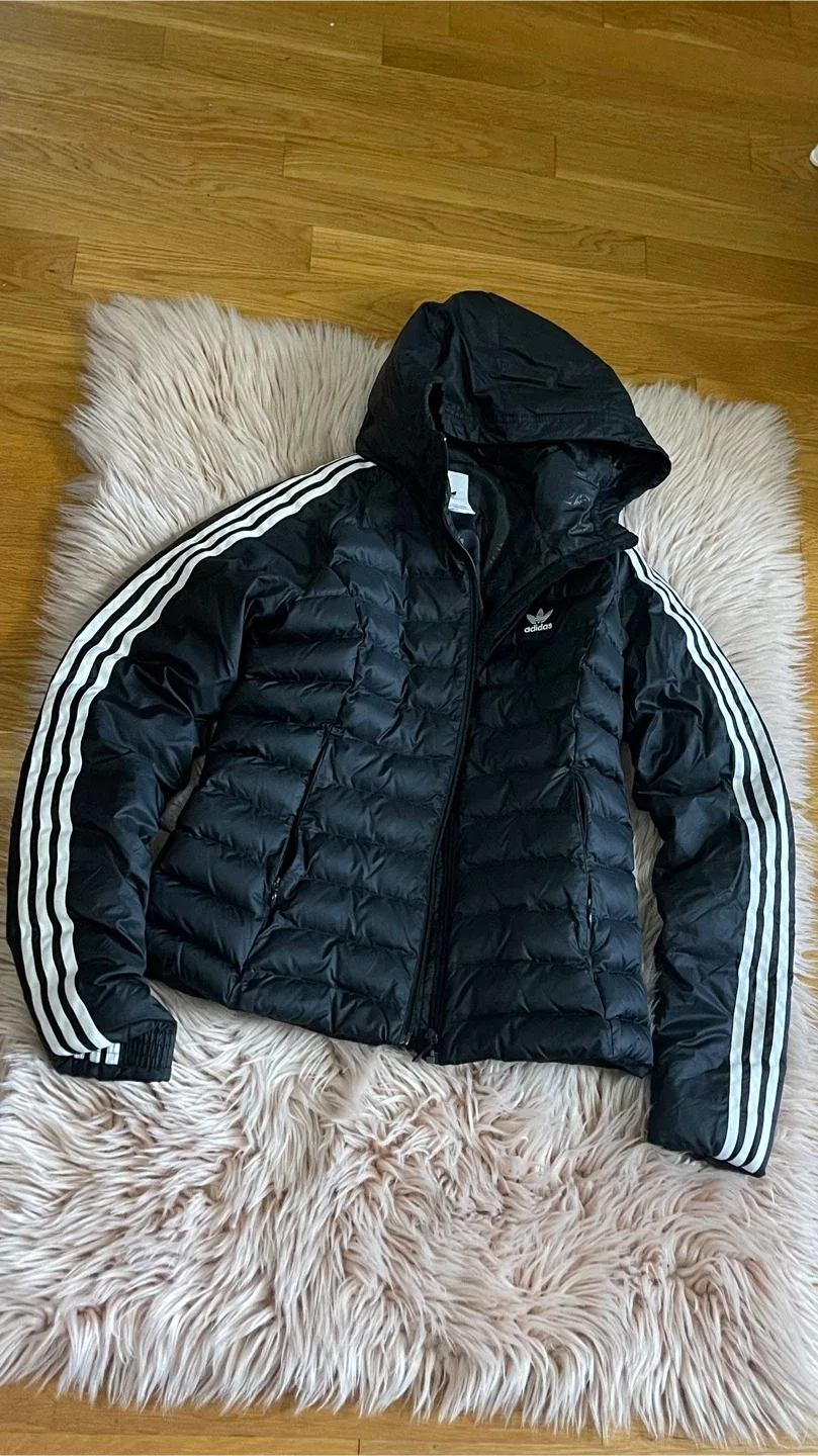 Adidas Black Padded Jacket with Stripes image indicator(8)