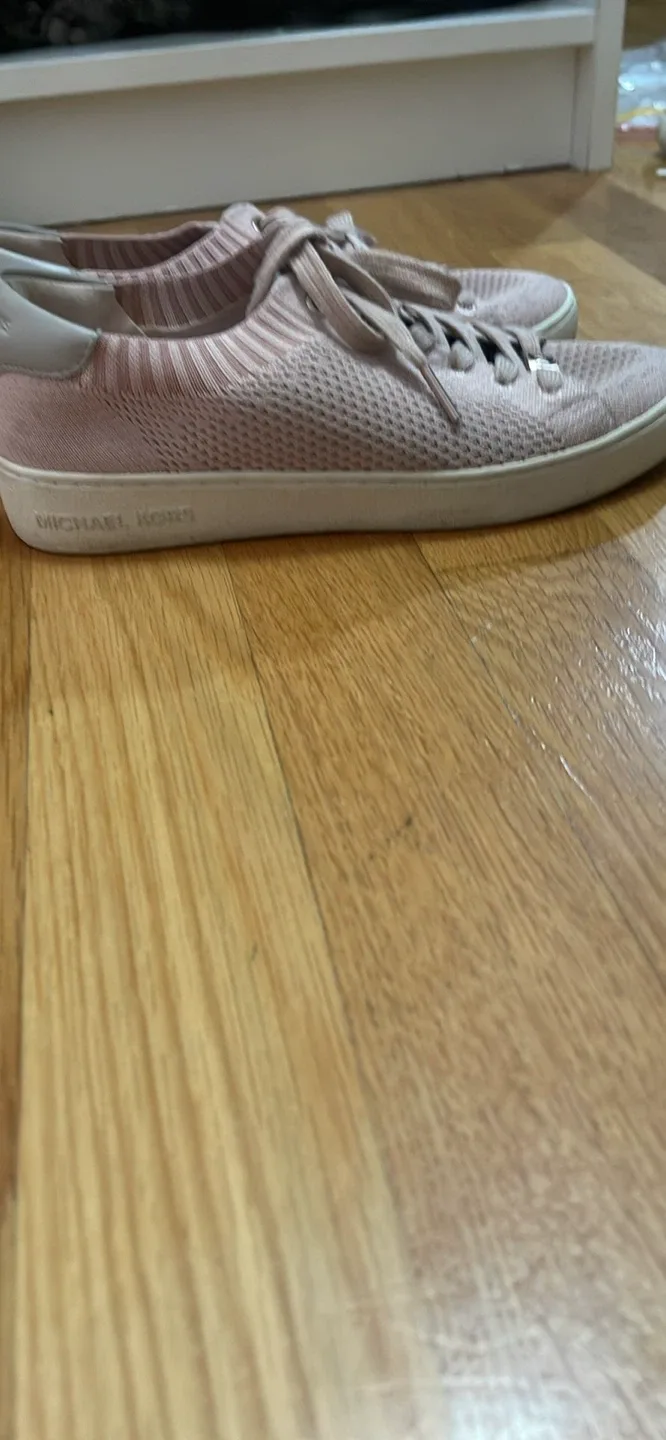 Michael Kors Pink Sneakers image indicator(2)