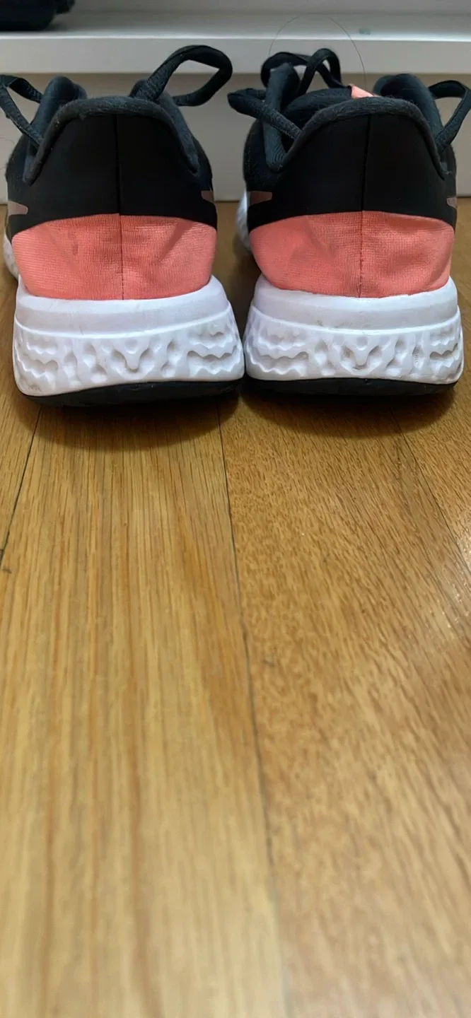 Nike Revolution 5 Black Running Shoes image indicator(3)