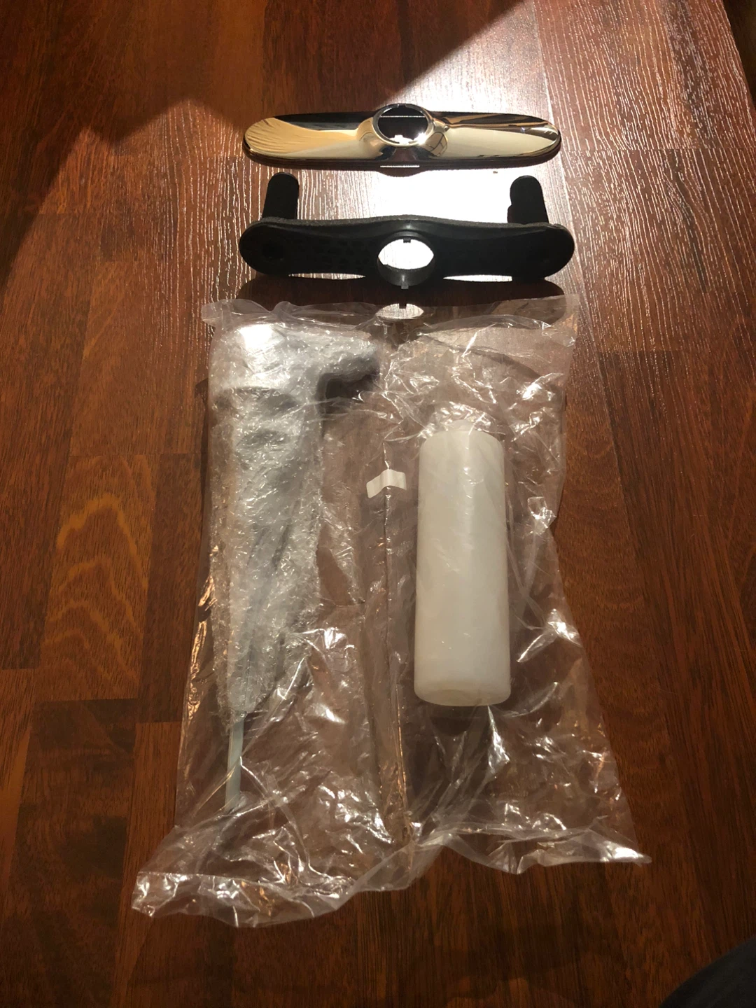 Delta Marca Kitchen Faucet parts and soap dispenser