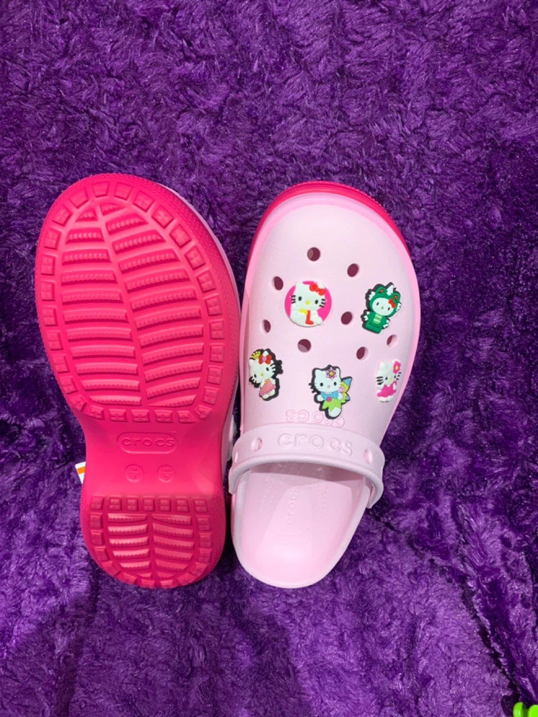 Crocs Classic Stacked Clog Hello Kitty, 9US women’s - photo 3