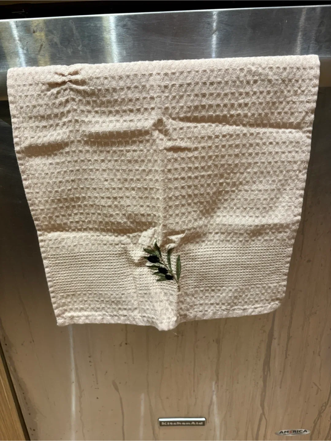 Embroidered Kitchen Towel Set image indicator(3)