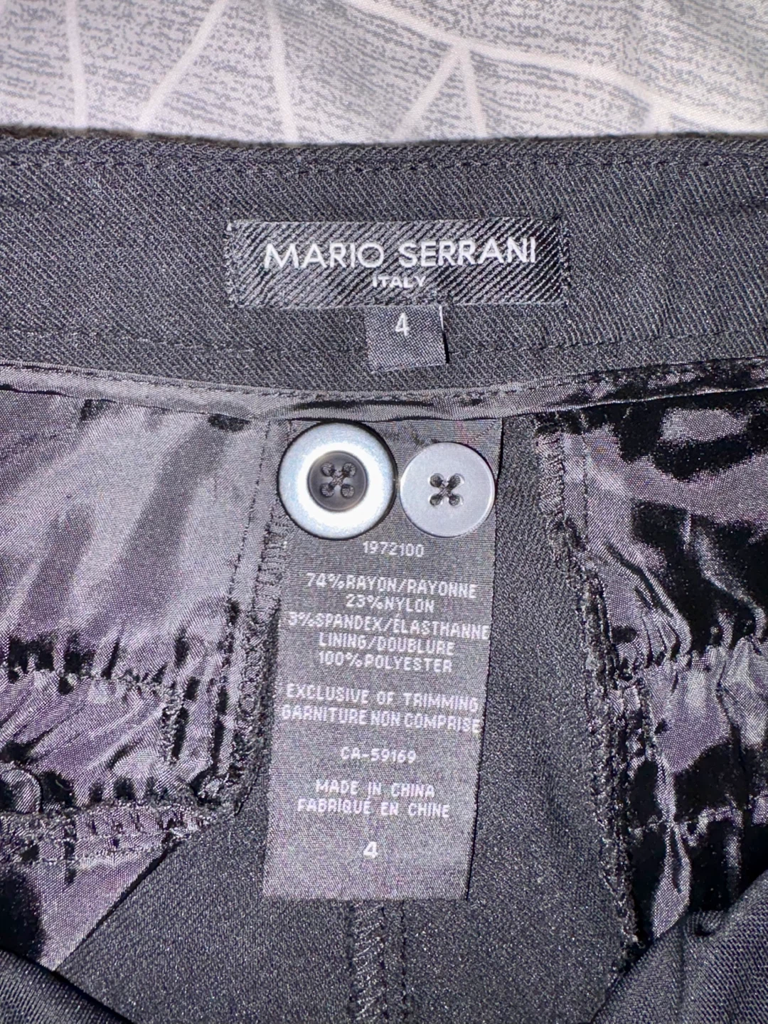 Mario Serrani Black Capri Pants - Size 4 - photo 3