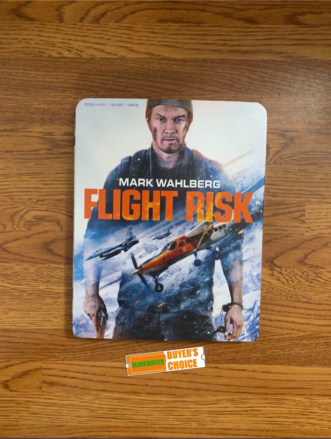 Flight Risk 4K UHD Blu-ray Combo Pack thumbnail