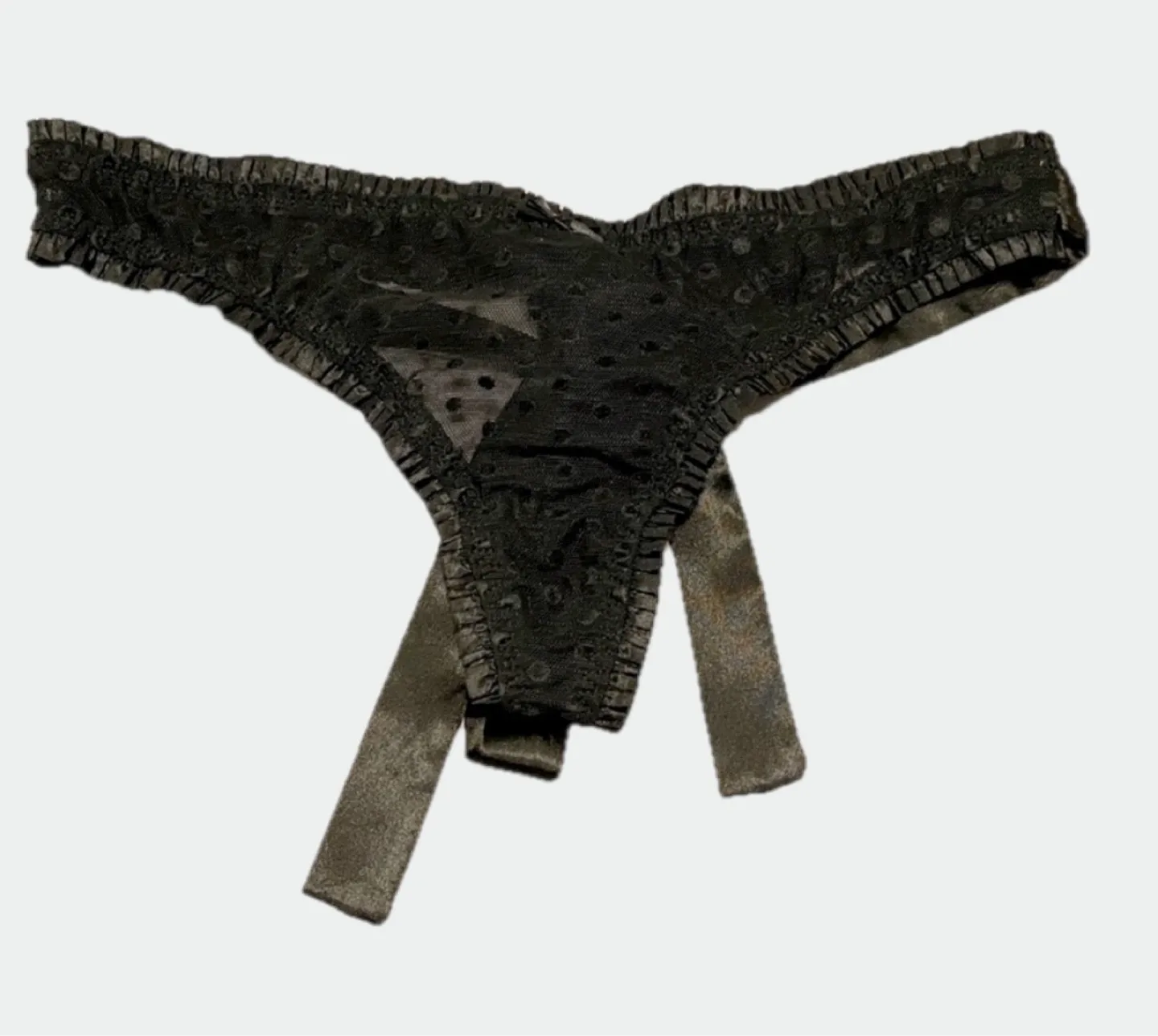 New Victoria's Secret Sheer Thong - Size S thumbnail